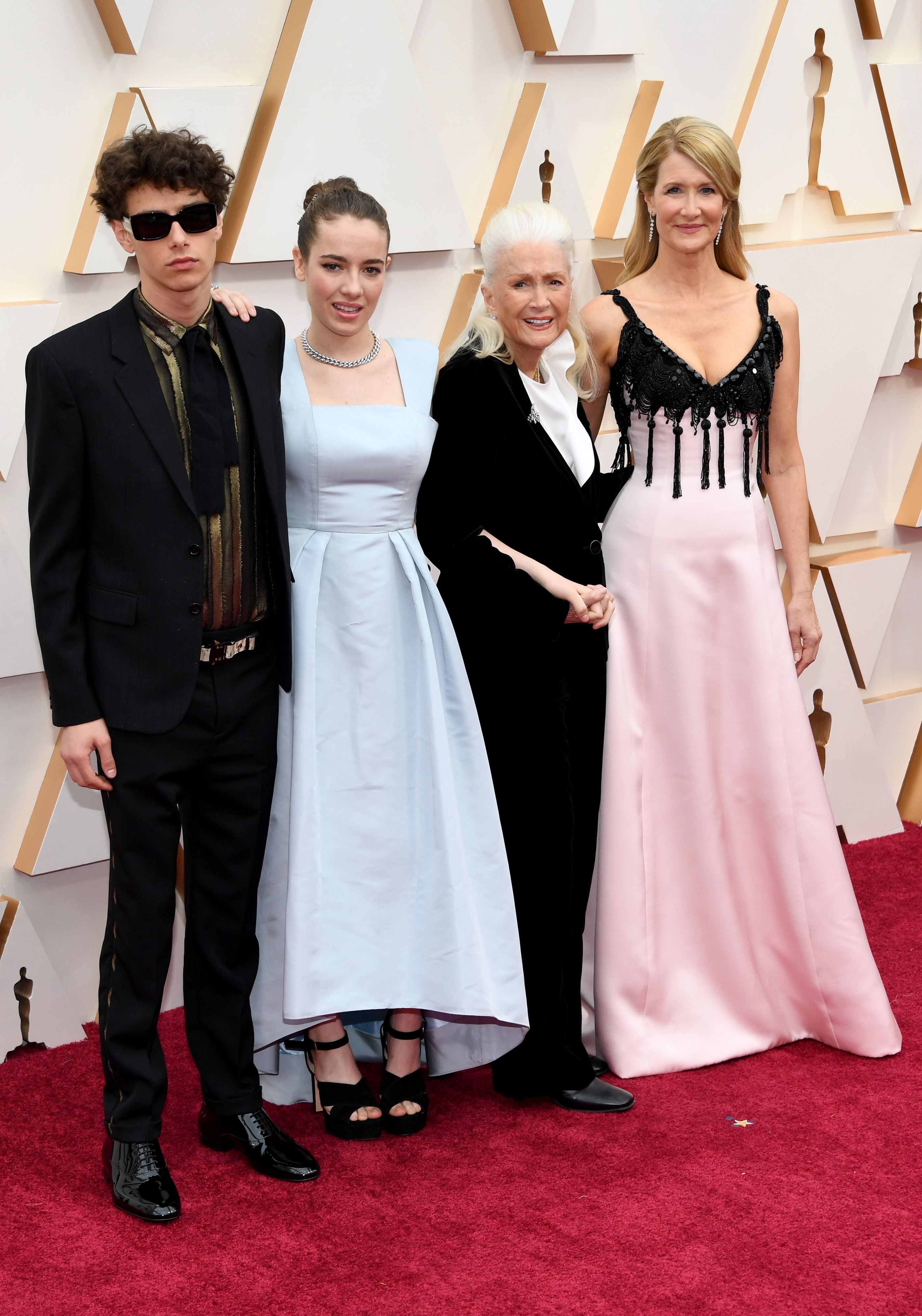 (L-R) Ellery Harper, Jaya Harper, Diane Ladd and Laura Dern during the 92nd Annual Academy Awards at Hollywood and Highland on February 09, 2020 in Hollywood, California. | Source: Getty Images