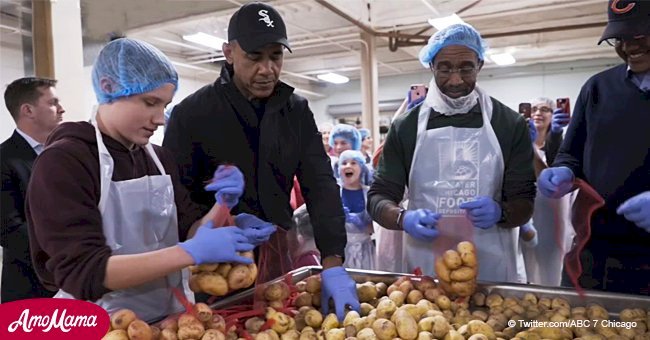 Barack Obama joins volunteers to help out at Chicago Food Depository for Thanksgiving