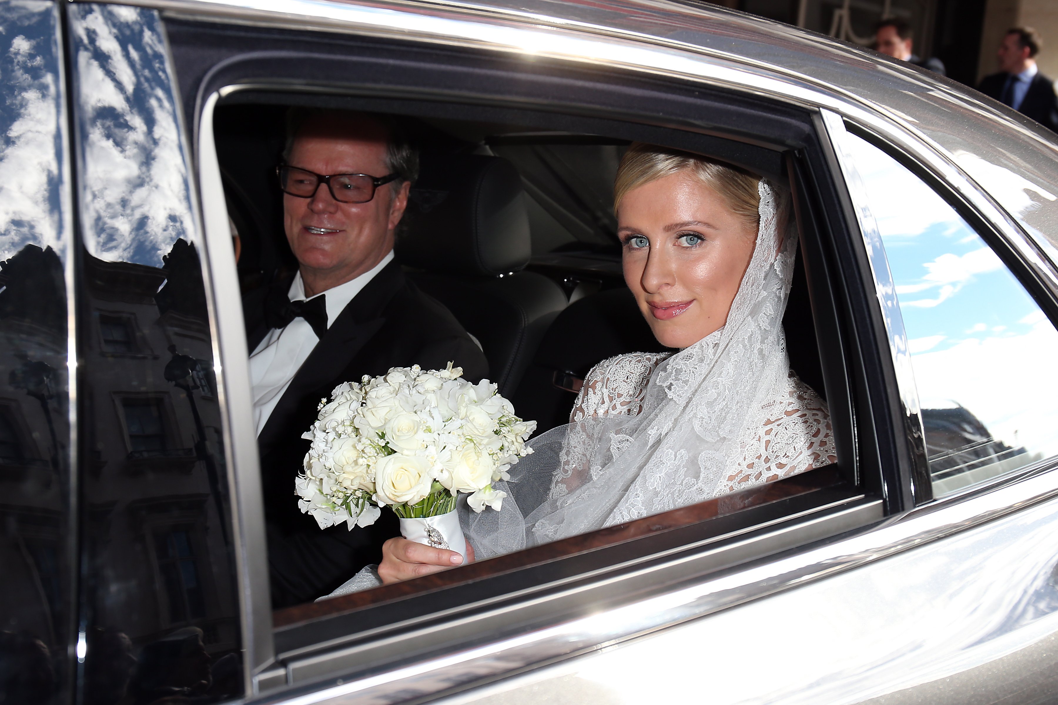 Nicky Hilton y Richard Hilton dejan Claridges antes de su boda el 10 de julio de 2015 en Londres, Inglaterra. | Foto: Getty Images Nicky Hilton y Richard Hilton dejan Claridges antes de su boda el 10 de julio de 2015 en Londres, Inglaterra. | Foto: Getty Images