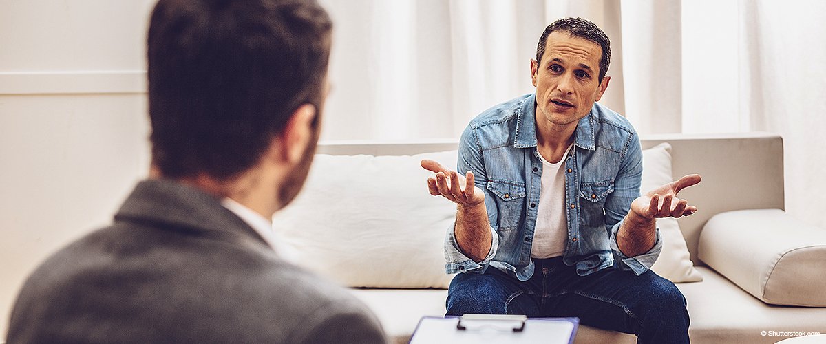 Mann beschwert sich bei einem Arzt über das Temperament seiner Frau