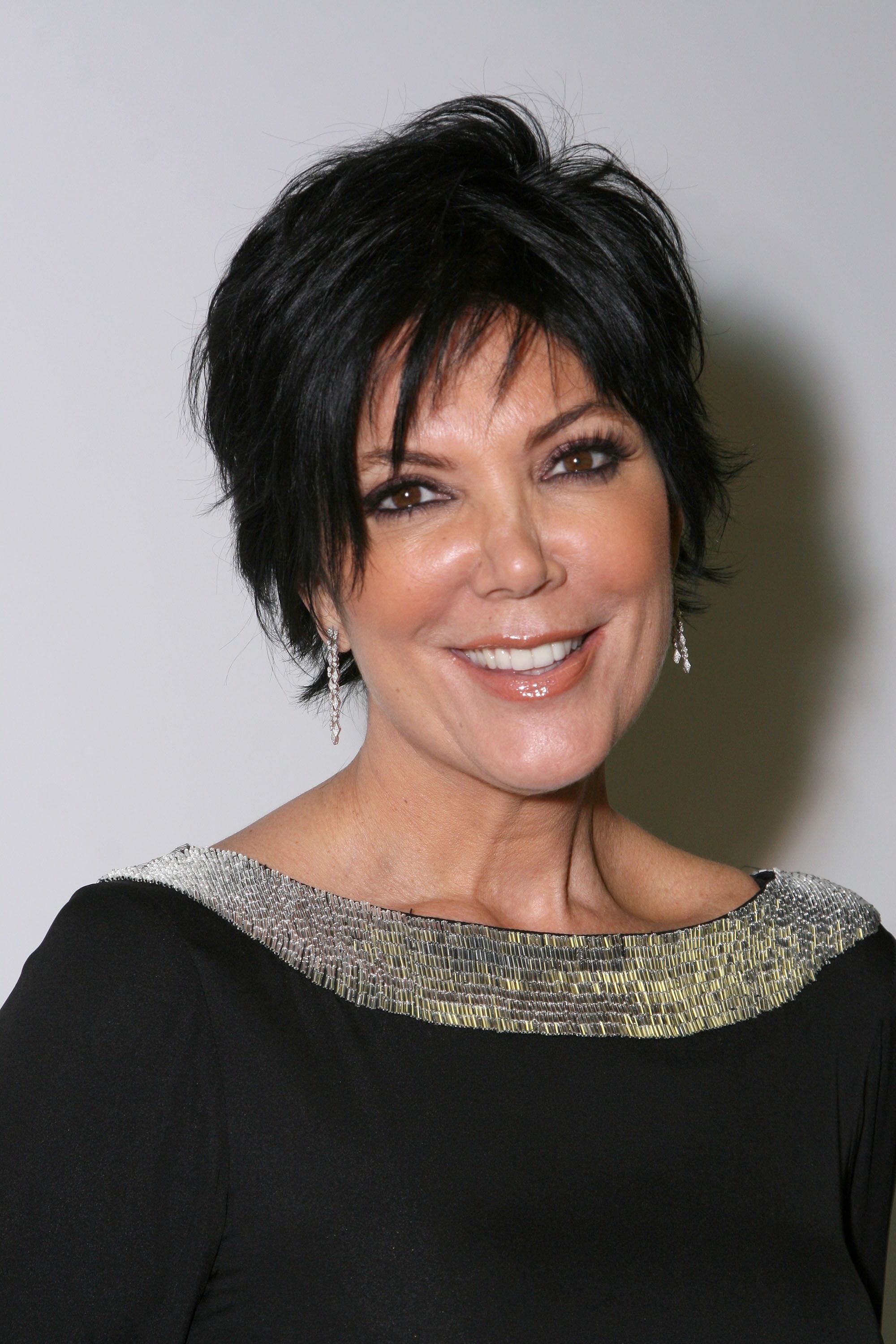  Kris Jenner arrives at the premiere of  "Keeping up with the Kardashians" on October 9,2007. | Source: Getty Images