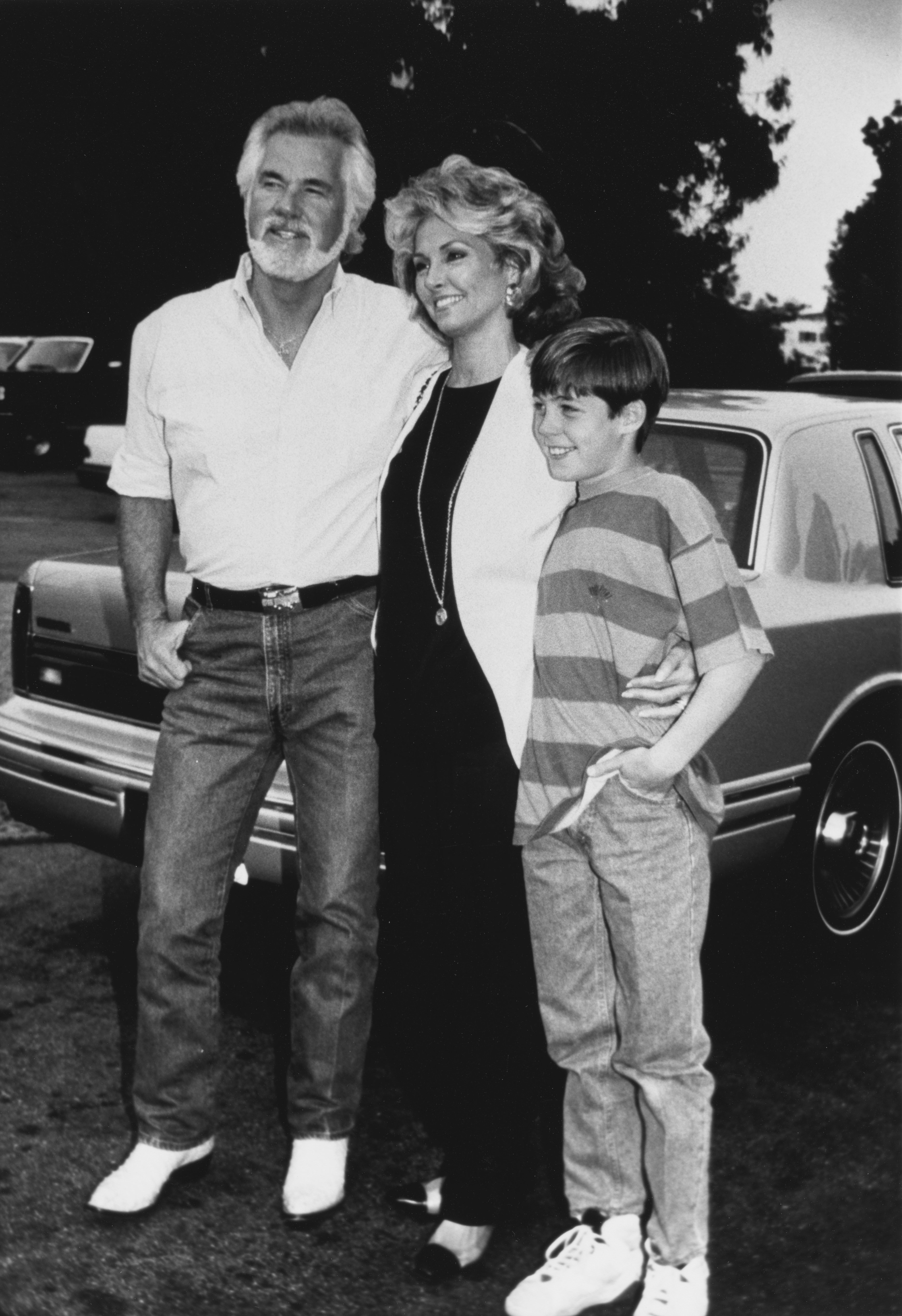 Kenny Rogers with his wife, Marianne Gordon, and son Christopher Rogers, in Los Angeles, California, circa 1990 | Source: Getty Images 