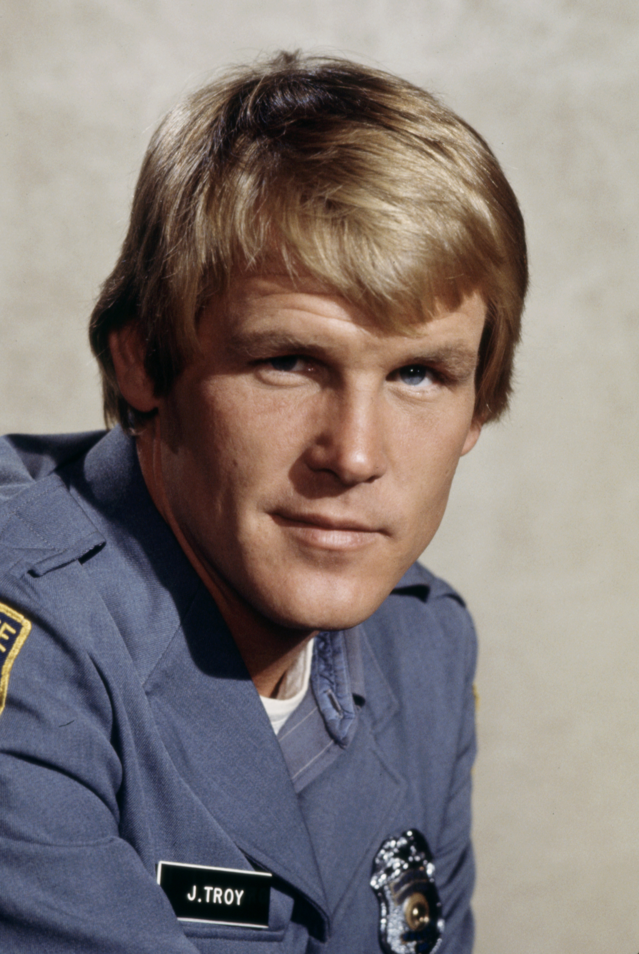 The actor on the set of "Adams of Eagle Lake," 1975 | Source: Getty Images