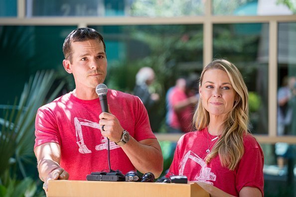 Granger Smith and Amber Smith at Dell Children's Medical Center on June 25, 2019 in Austin, Texas | Photo: Getty Images