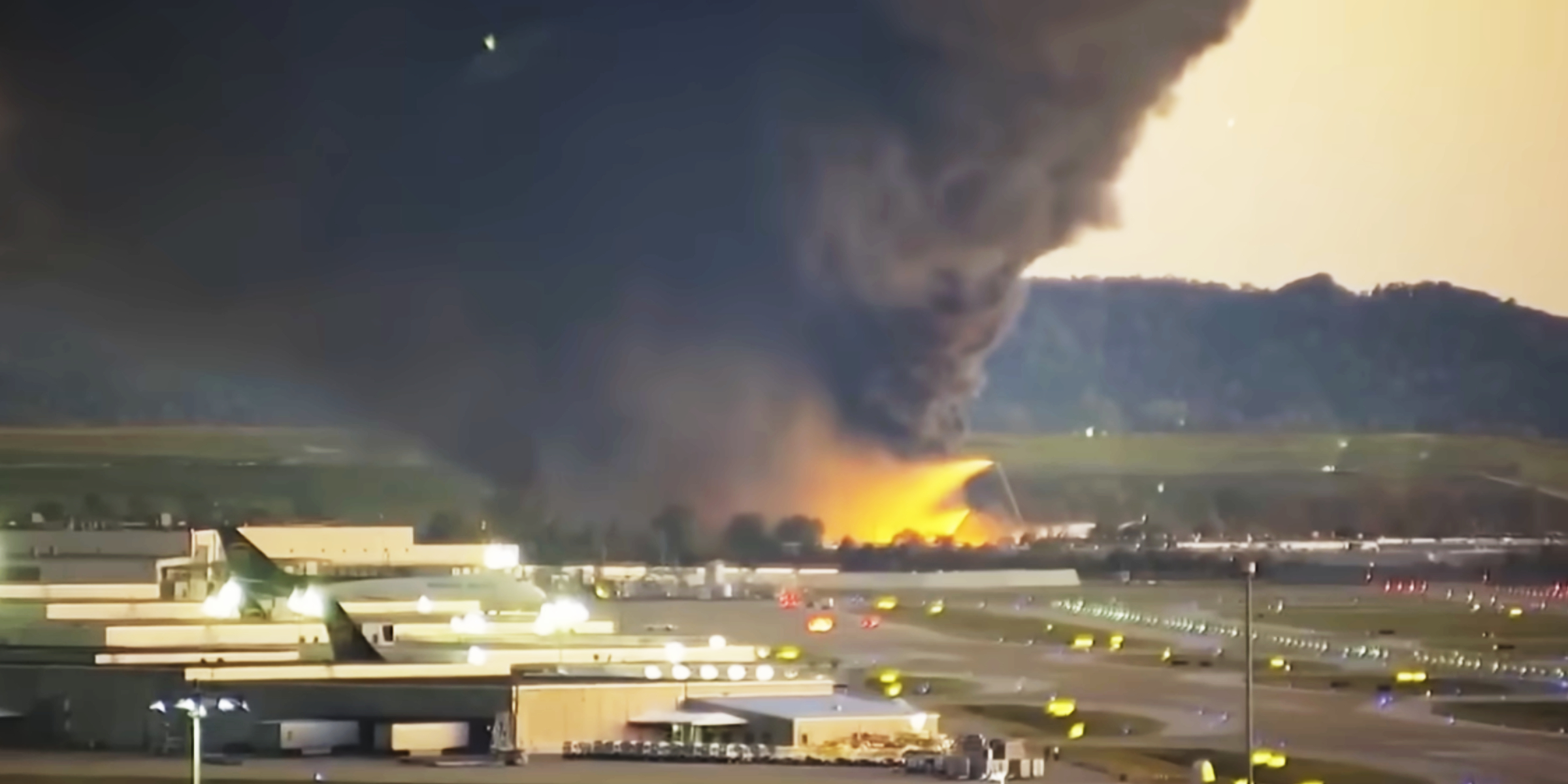 Massive fire erupts after cargo plane crash near Louisville airport | Source: YouTube/WBIR10