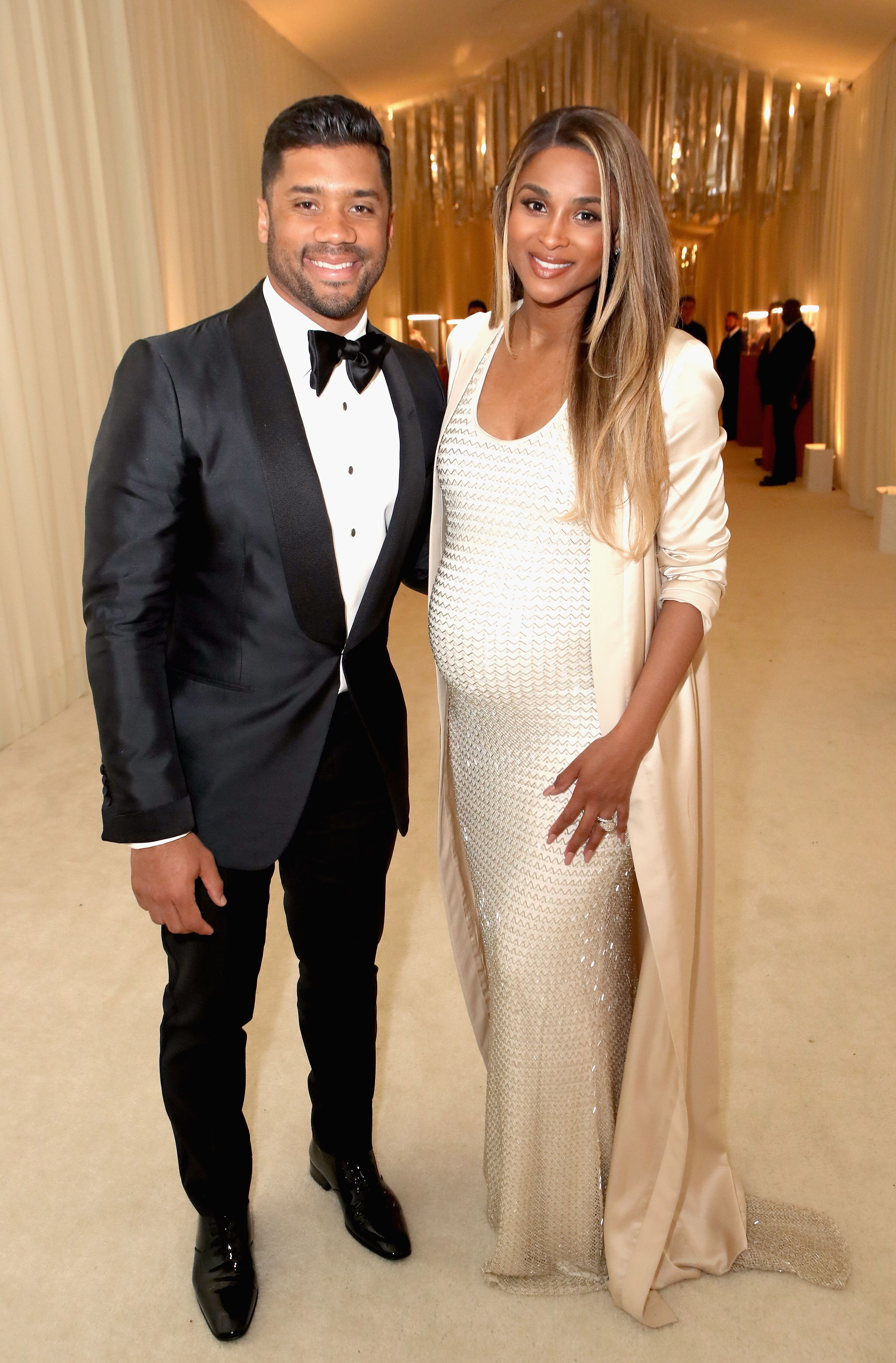  Football player Russell Wilson (L) and singer Ciara attend the 25th Annual Elton John AIDS Foundation's Academy Awards Viewing Party at The City of West Hollywood Park | Photo: Getty Images