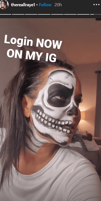 A snapshot of LisaRaye McCoy's completed skeleton makeup | Photo: Instagram/therealraye1