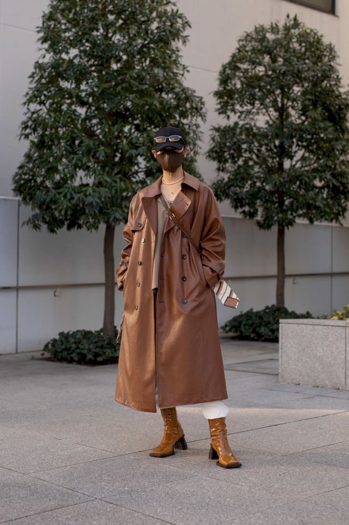 Our Pick: Top 10 Street Style Looks From Tokyo Fashion Week Fall 2021