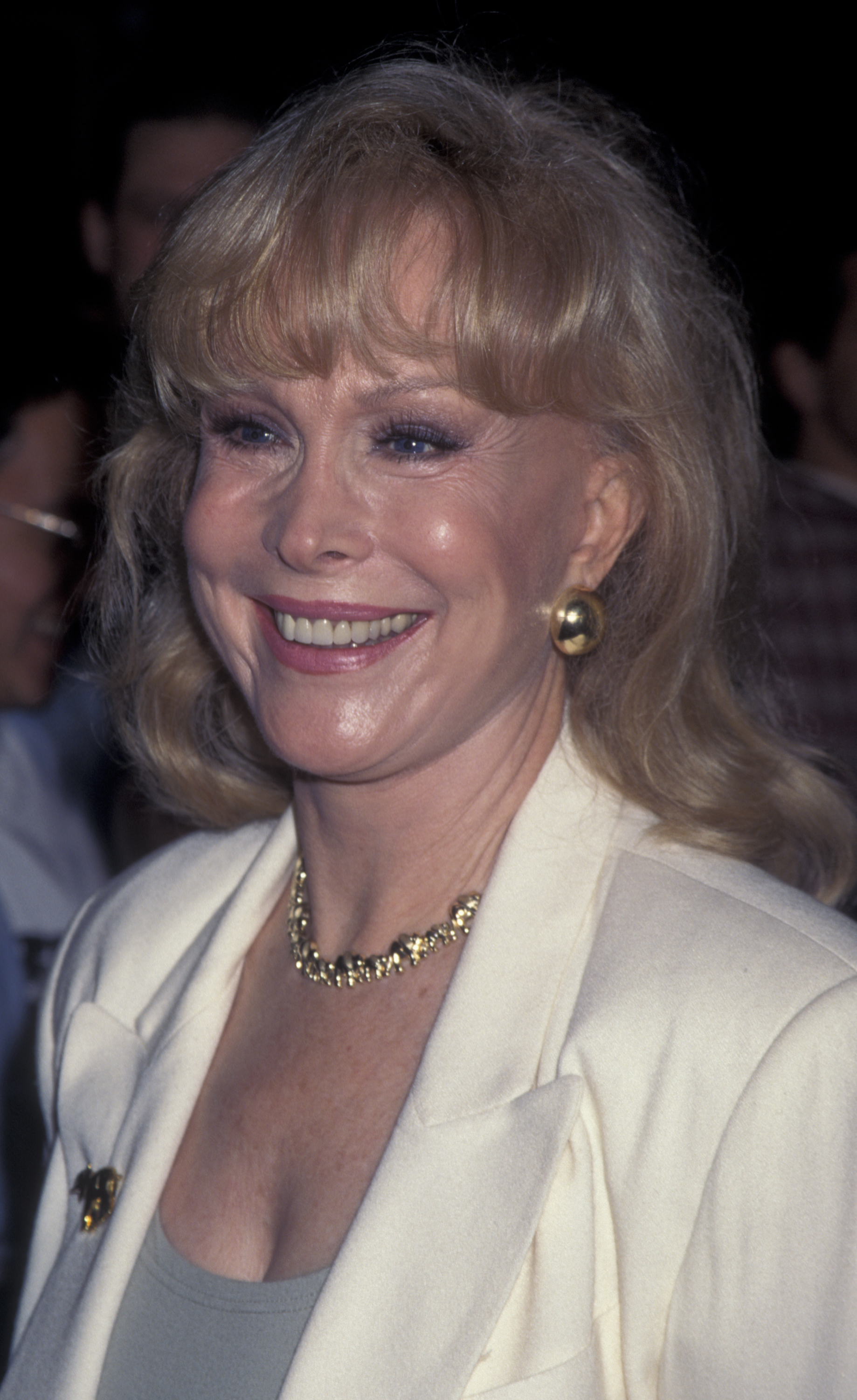 Barbara Eden attends the world premiere of "Broken Arrow" on February 5, 1996, at Mann National Theater in Westwood, California. | Source: Getty Images