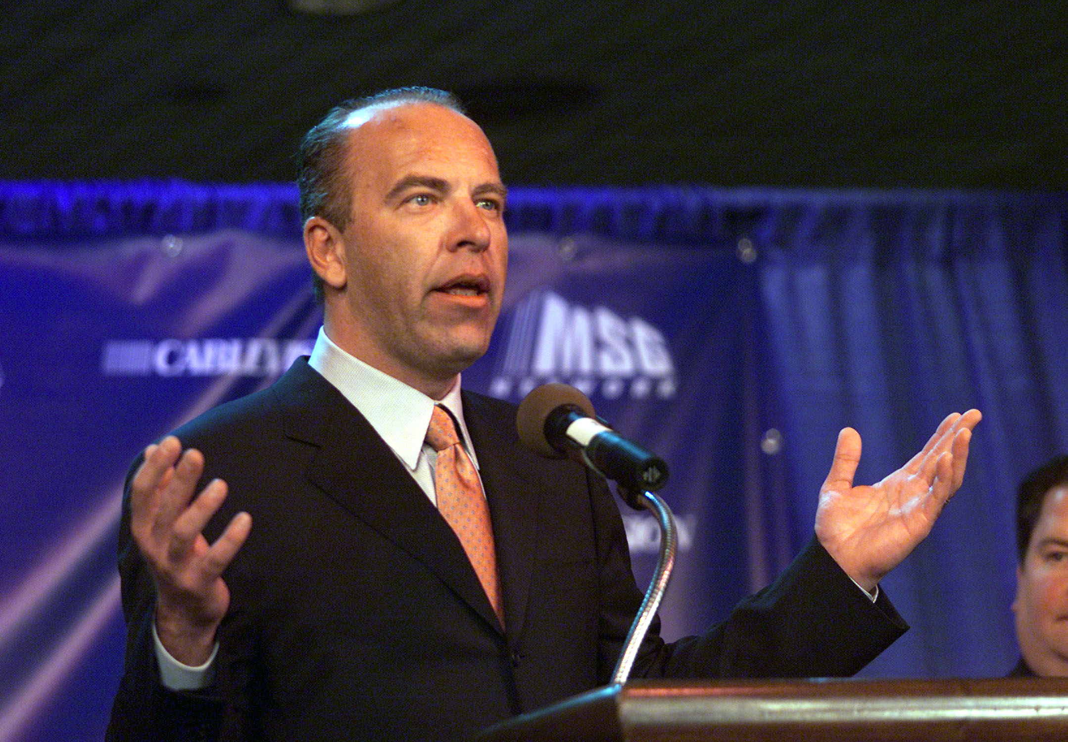 Al Trautwig at an MSG Network press conference for its 24-hour programming debut at Madison Square Garden on April 1, 2002 | Source: Getty Images