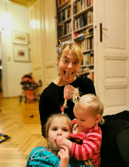 Elke Winkens mit ihrer Familie. | Quelle: instagram.com/elke_winkens