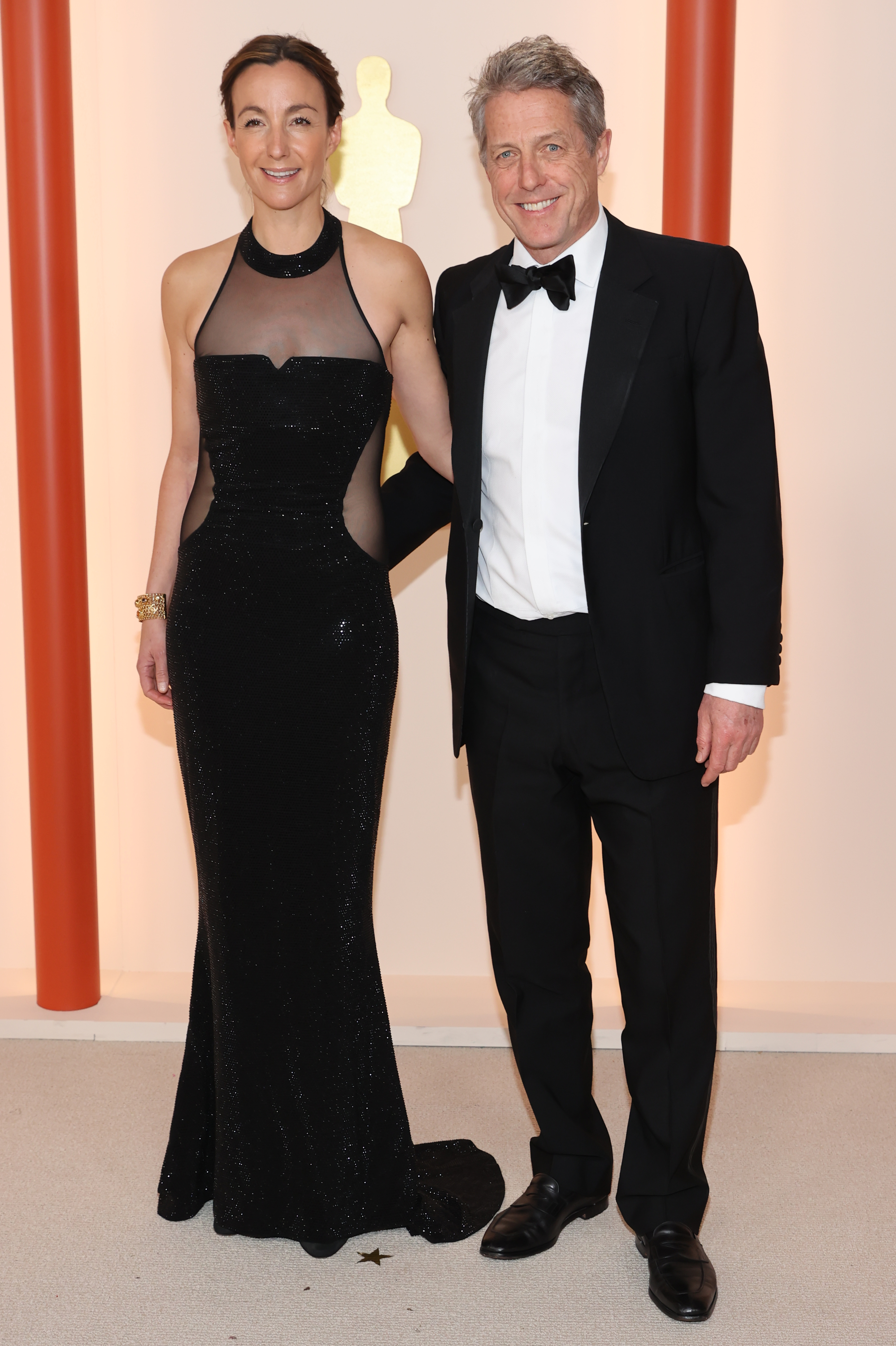 Hugh Grant and Anna Eberstein at the 95th Oscars on March 12, 2023 | Source: Getty Images