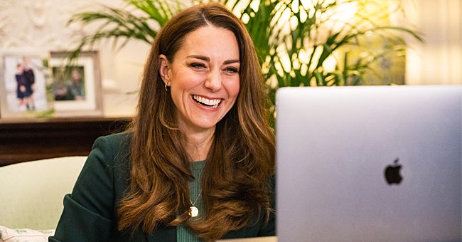 Kate Middleton pictured during her video chat with other parents. 2021. | Photo: Getty Images