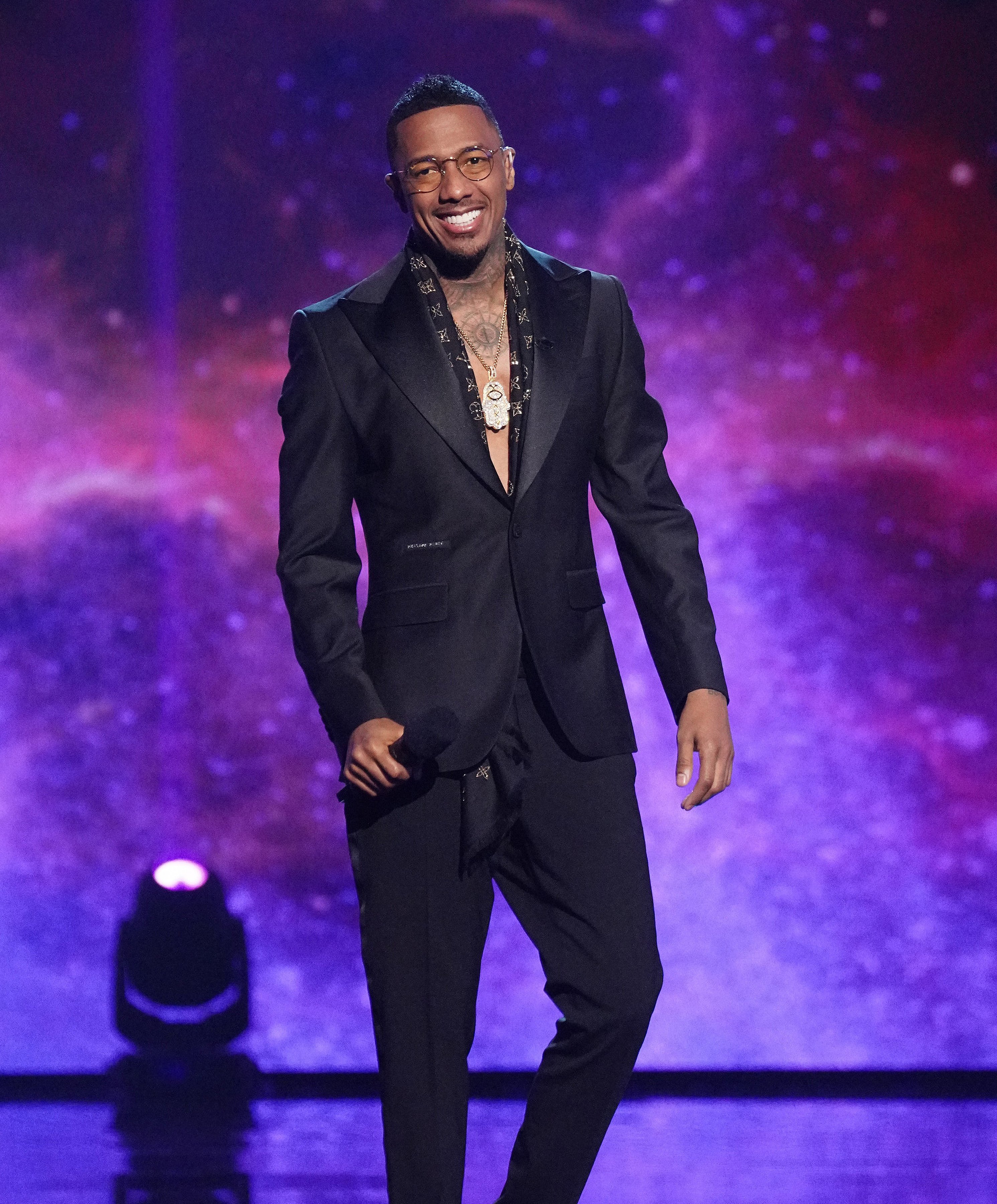 Host Nick Cannon in "The Masked Singer" episode on FOX. | Source: Getty Images