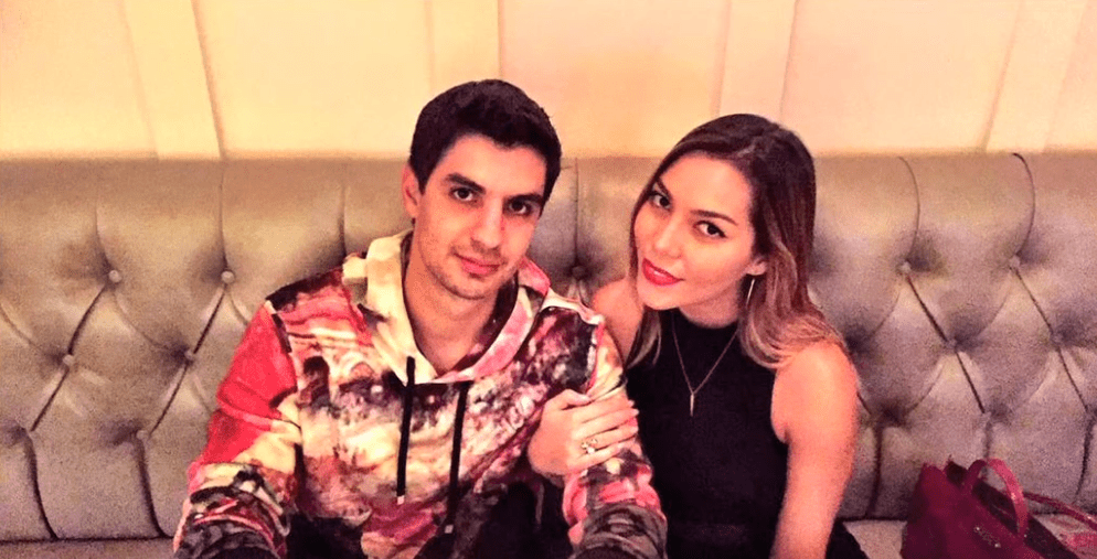 Luis Escamilla junto a Frida Sofía. | Imagen: YouTube/Ventaneando
