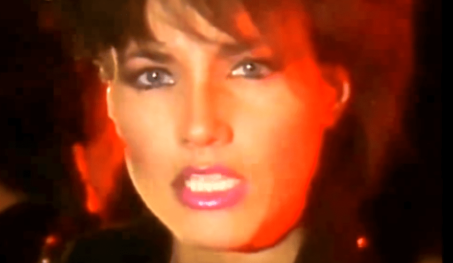 Pepa Villalba, voz principal del grupo valenciano ‘Vídeo’ de la década de los 80. | Imagen: YouTube/jose carlos ponce sanchez