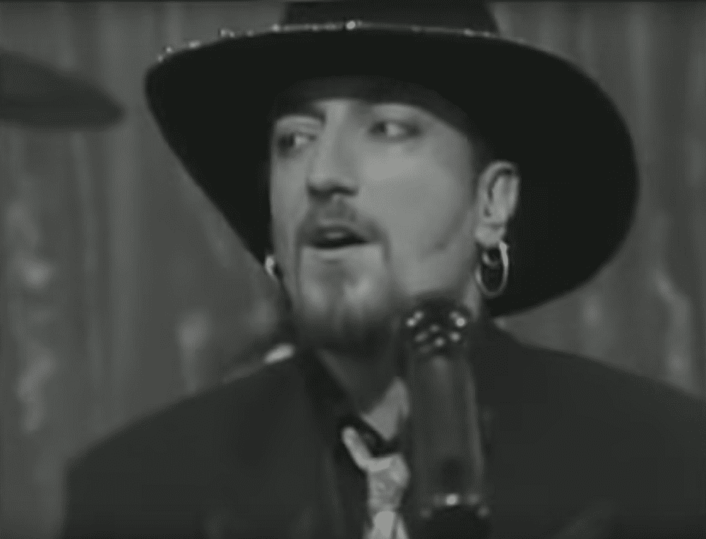 Tino Casal, famoso cantante español de la época de “la movida”. | Imagen: YouTube/Tino Casal Más Allá del Tiempo Tino Casal, famoso cantante español de la época de “la movida”. | Imagen: YouTube/Tino Casal Más Allá del Tiempo