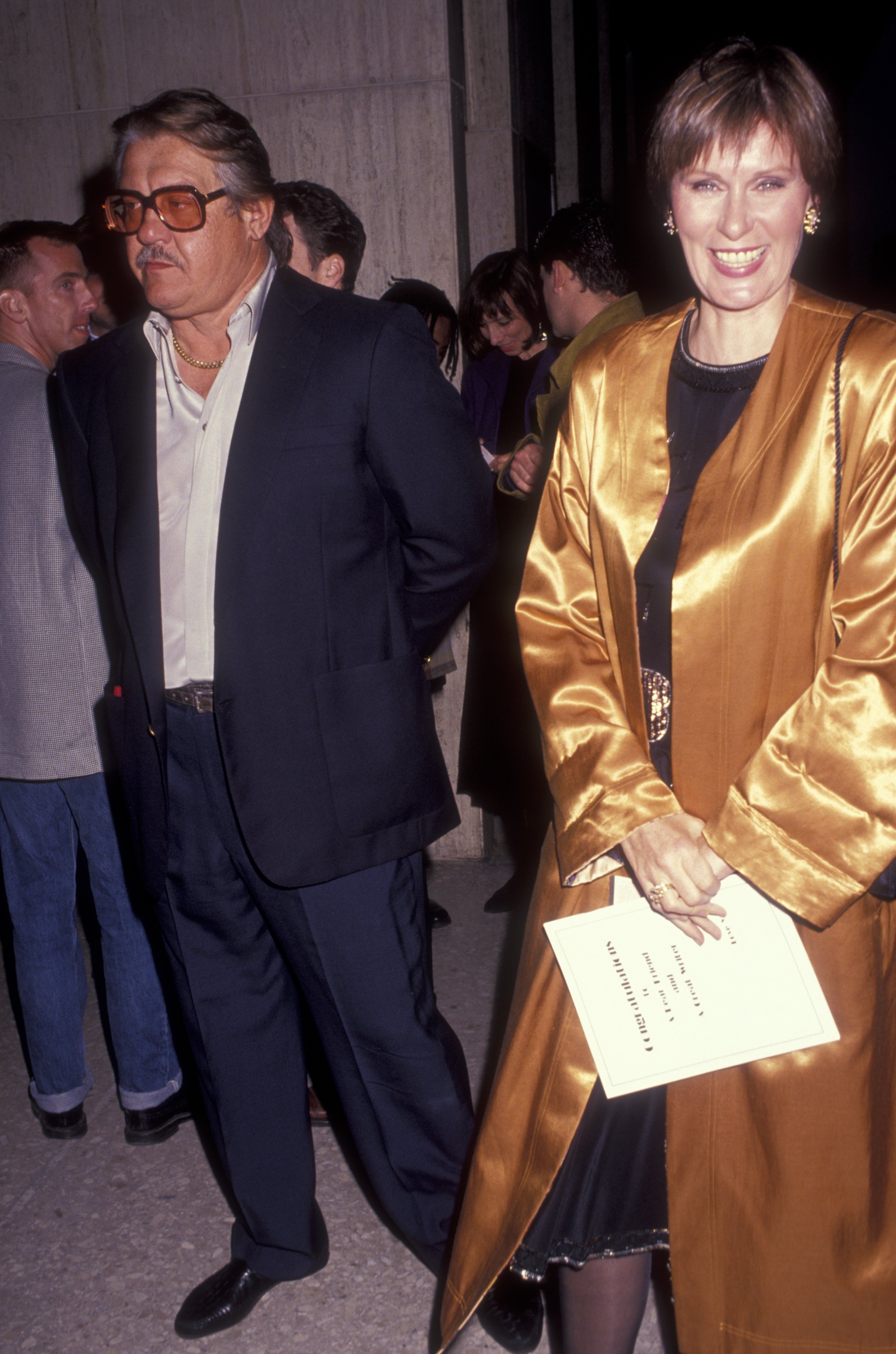  Actor Alex Karras and actress Susan Clark attend the premiere of "City Of Angels" on June 5, 1991 at the Shubert Theater in Century City, California | Source: Getty Images
