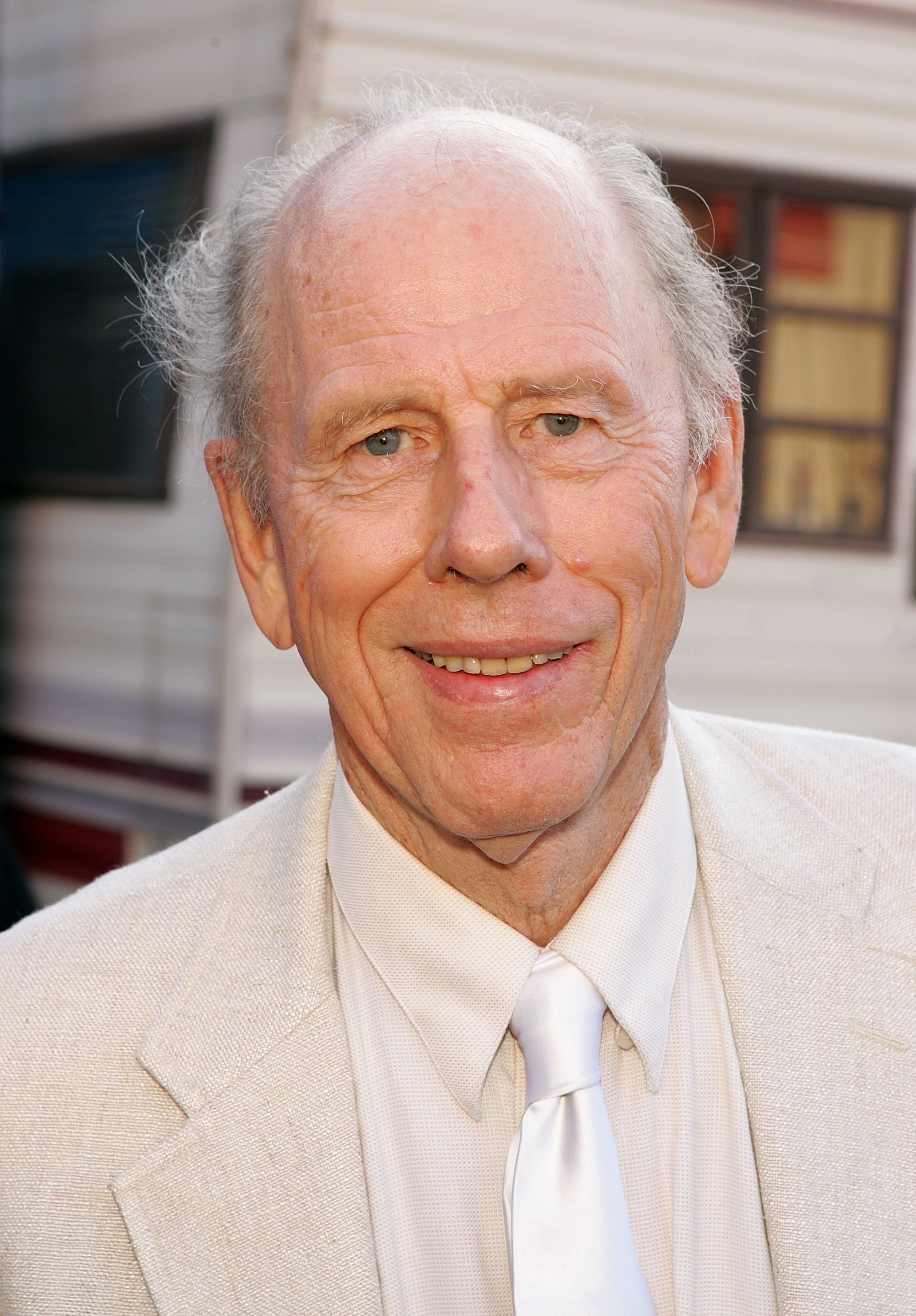 Rance Howard arrives at the premiere of "Cinderella Man" at Gibson Amphitheatre at Universal CityWalk on May 23, 2005 | Photo: Getty Images