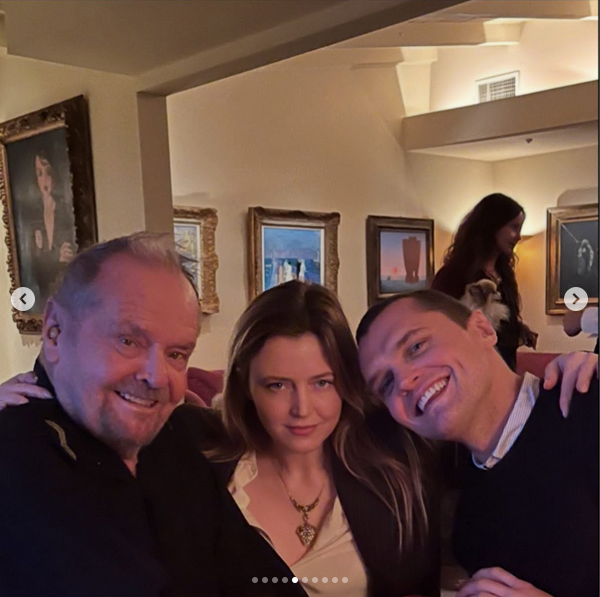 Jack and Lorraine Nicholson with another family member, from a post dated December 4, 2025 | Source: Instagram/lnicholson/