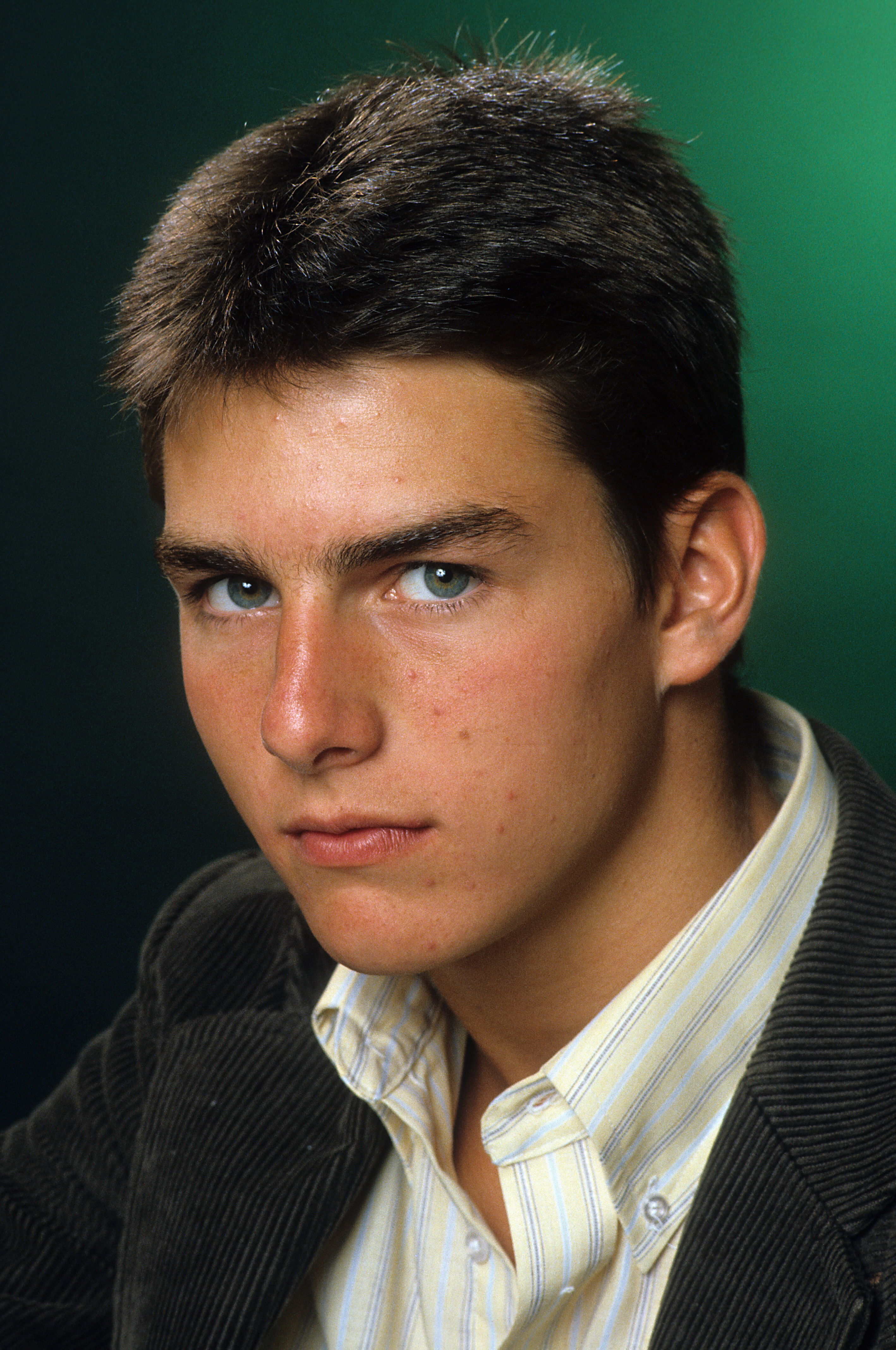 Tom Cruise posiert für ein Porträt im Jahr 1981 | Quelle: Getty Images