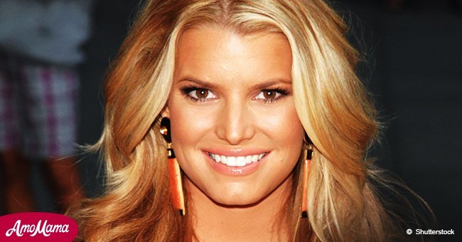 Jessica Simpson shows off matching outfits with grown up daughter on a new photo she shares