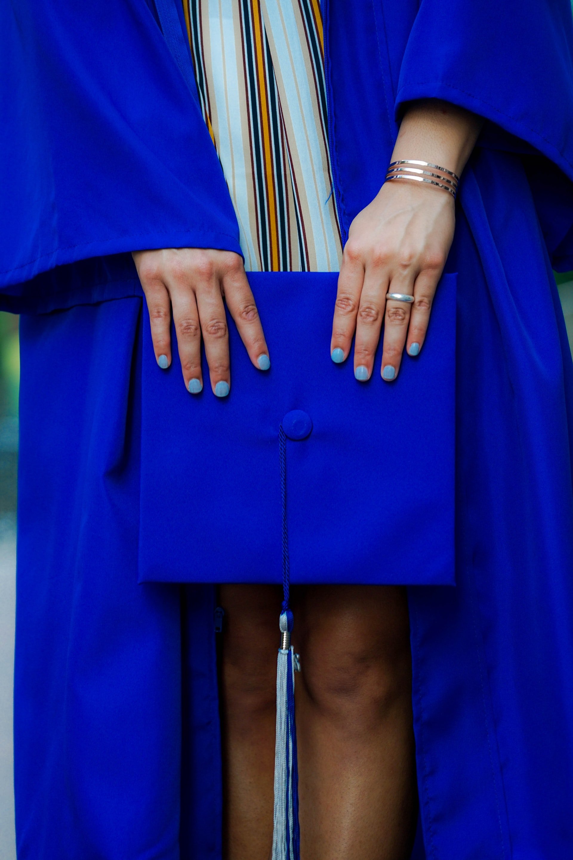 Samantha was proud to be wearing her cap and gown, as everyone gathered for the graduation ceremony. | Source: Pexels