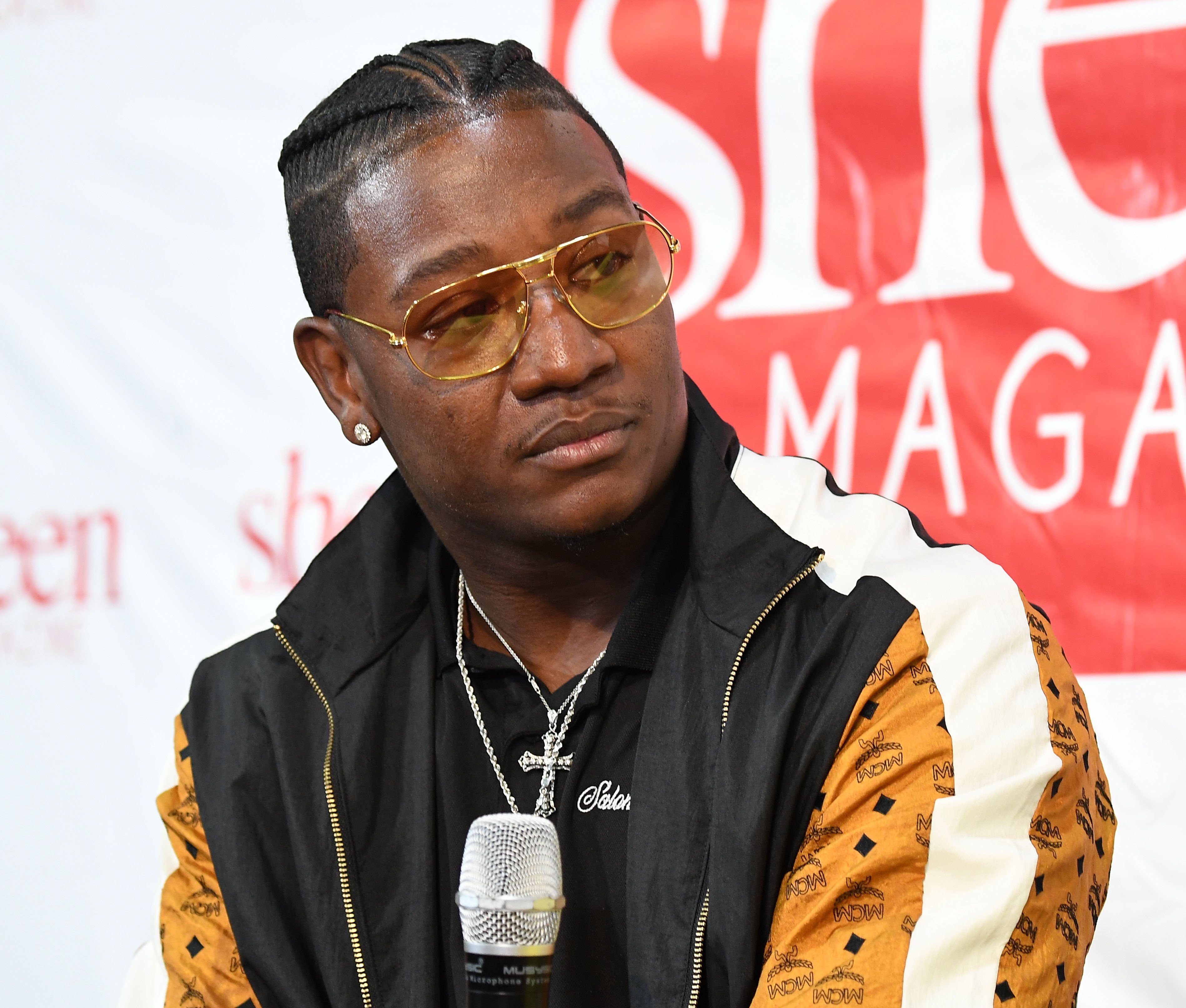 Rapper Yung Joc speaking at the 2018 Bronner Brothers International Beauty Show in Atlanta. | Photo: Getty Images
