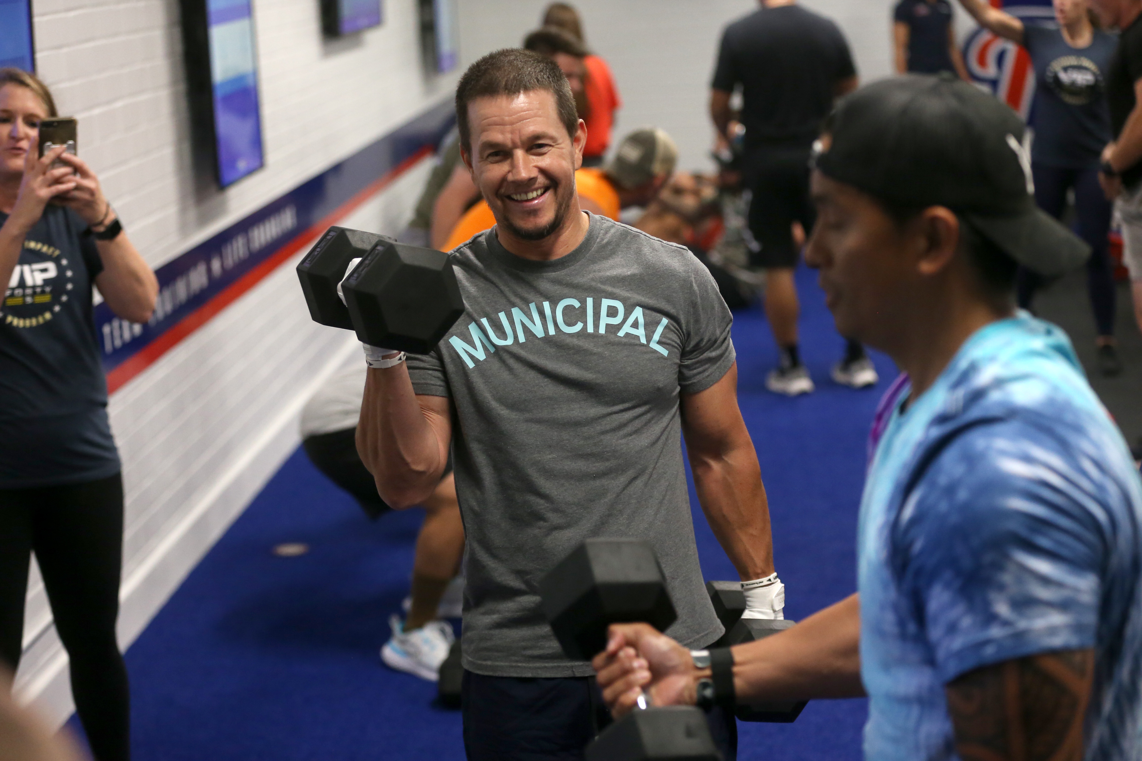 Mark Wahlberg working out during the opening of F45 Training at Miramar MCAs in San Diego, California on June 11, 2021 | Source: Getty Images