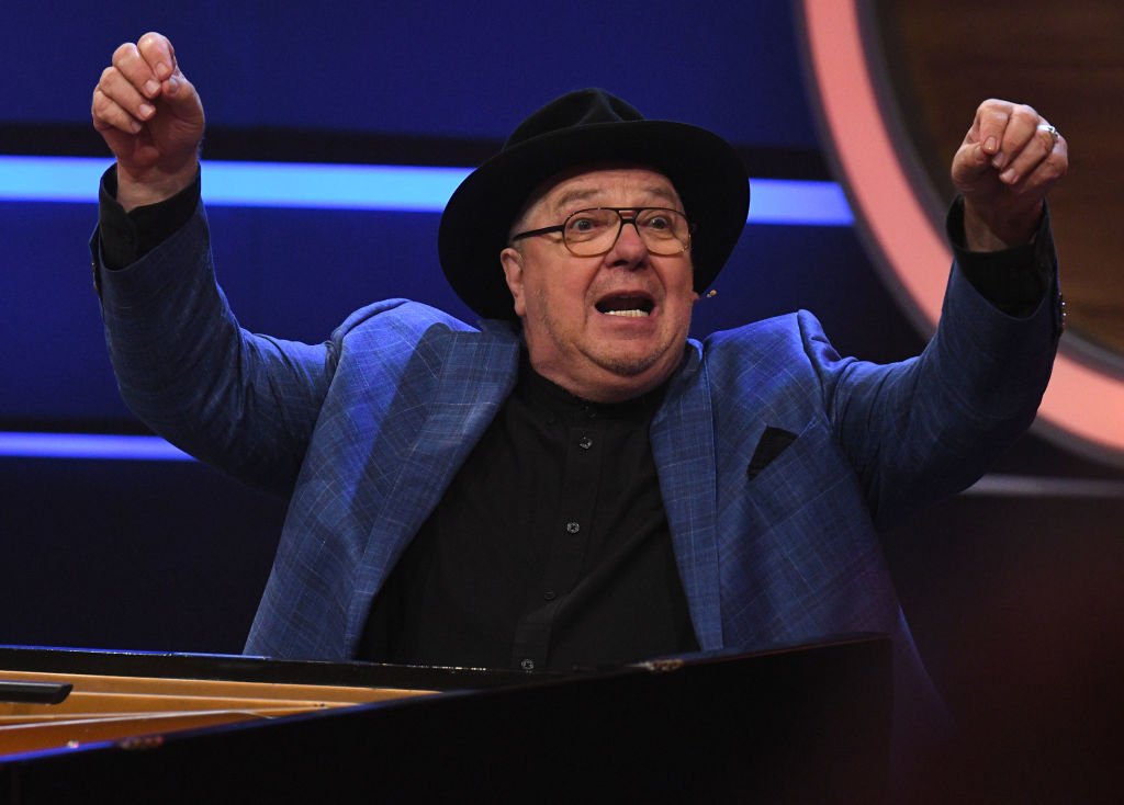 Schauspieler Michael Schanze bei der Aufzeichnung der ZDF-Fernsehshow "Wir lieben Fernsehen" in Köln, Deutschland, 13. Juli 2017 | Quelle: Getty Images