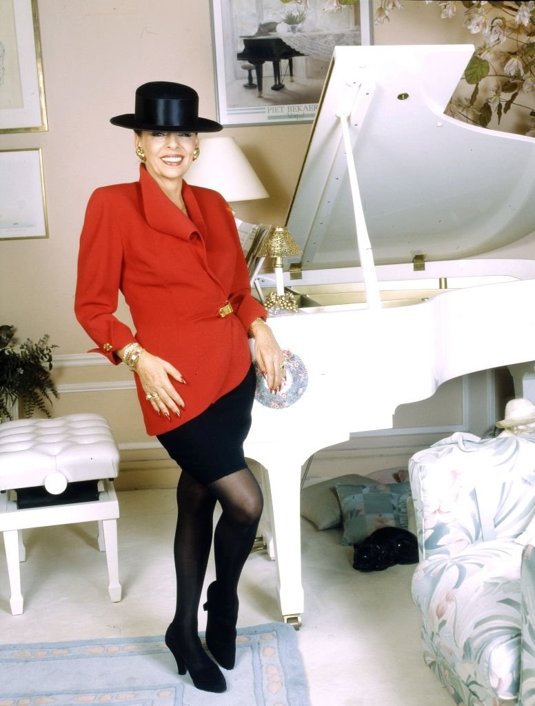 Macha Béranger pose lors d'une séance de portrait à Paris, France, le 24/04/1997. | Photo : Getty Images
