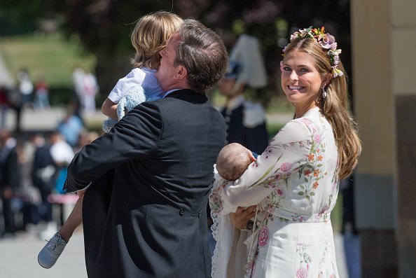Familia real de Suecia en bautizo de Princesa Adrienne. Fuente: Getty Images Familia real de Suecia en bautizo de Princesa Adrienne. Fuente: Getty Images