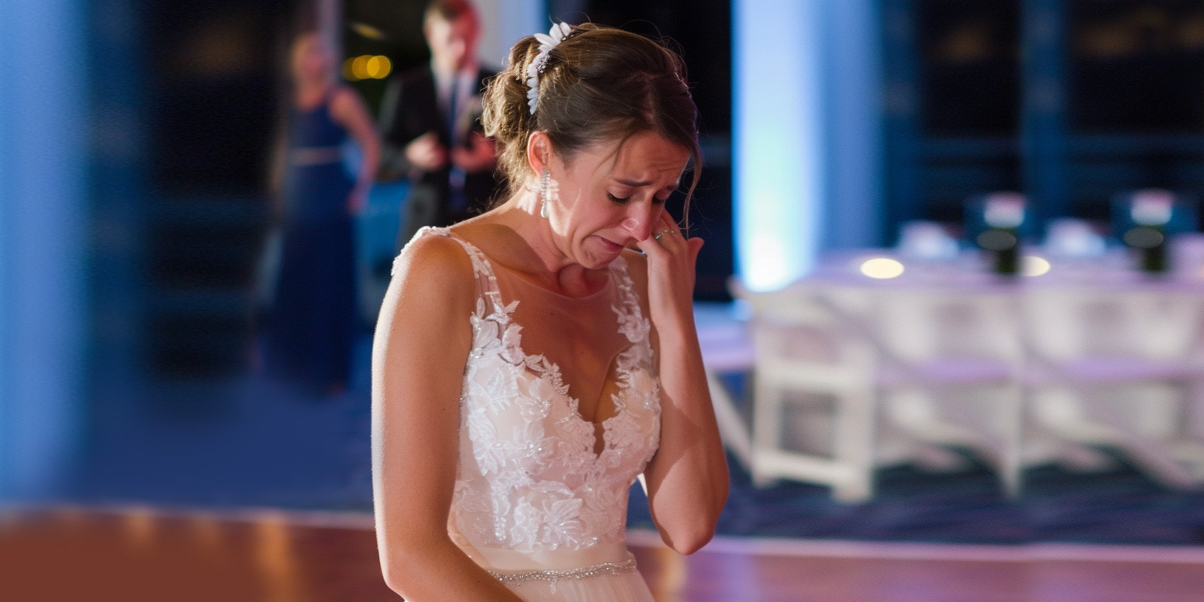 A bride crying | Source: Amomama