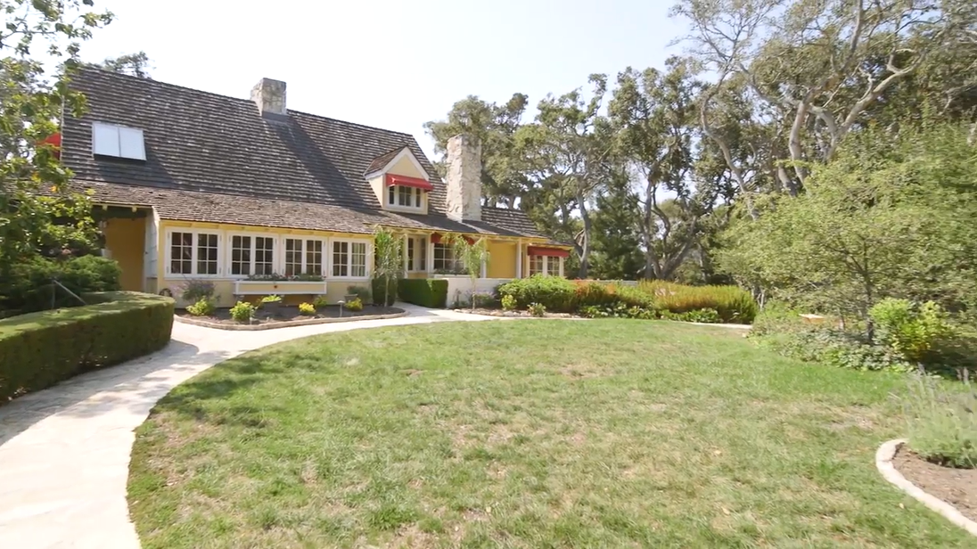 Doris Day's house in Carmel Valley | Source: Youtube/sothebysrealty