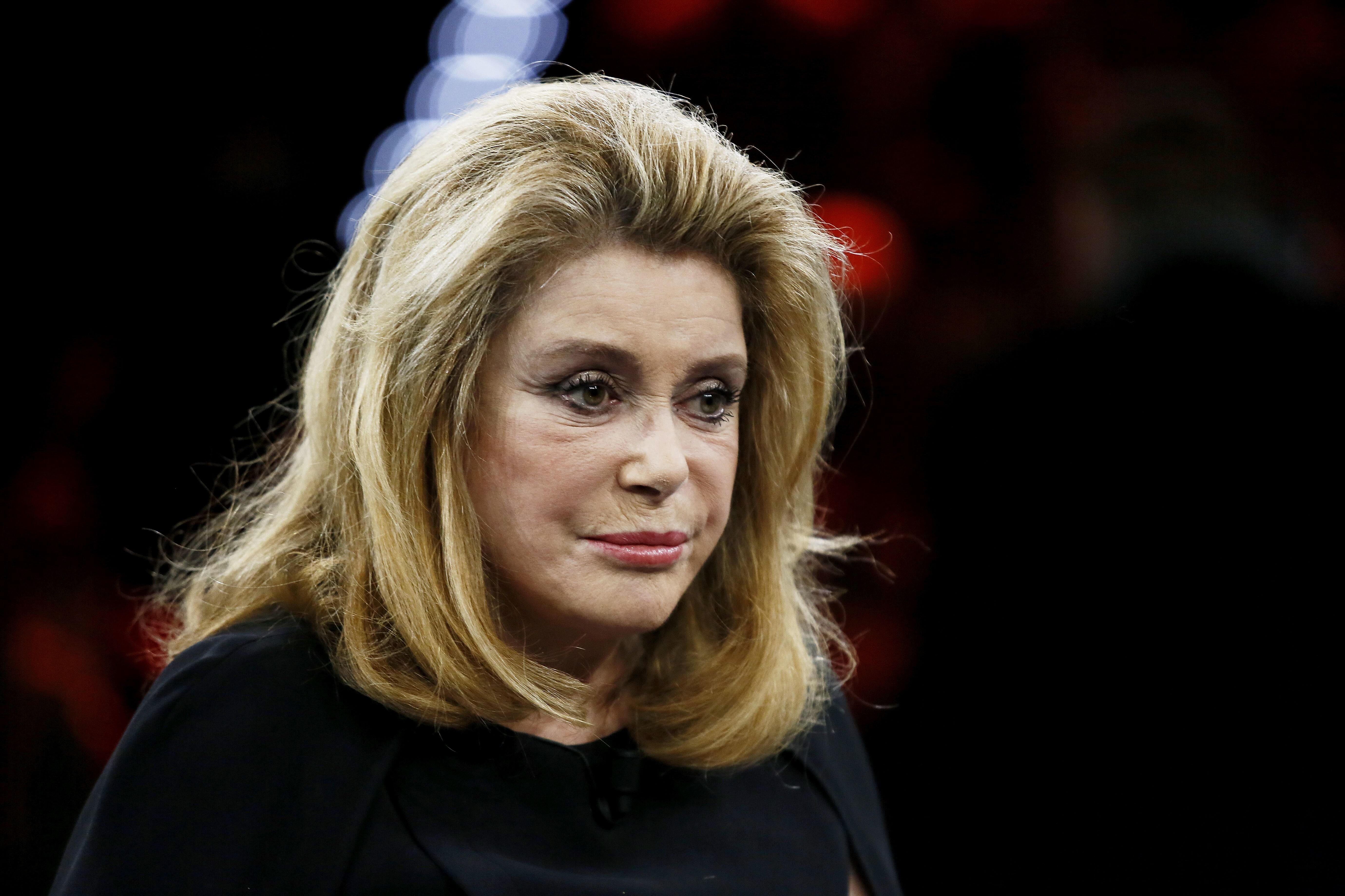 Rome, Italie - 11 février : Actrice Catherine Deneuve apparaît sur Non E 'L'Arena à Ex De Paolis Studios le 11 février 2018 à Rome, Italie. (Source : Getty Images)