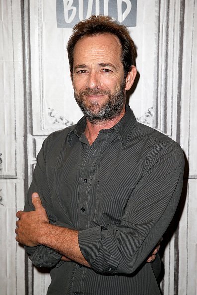 Luke Perry at the Build Series in New York City. | Photo: Getty Images