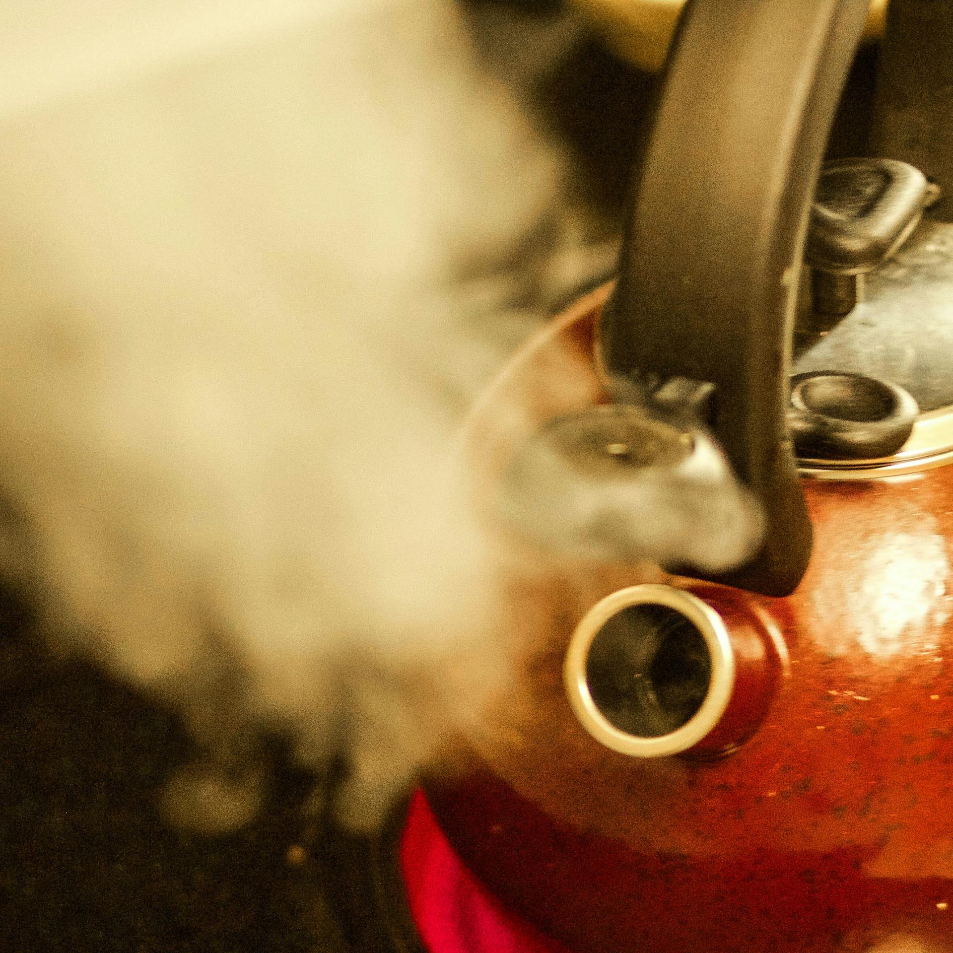 A steaming kettle | Source: Pexels