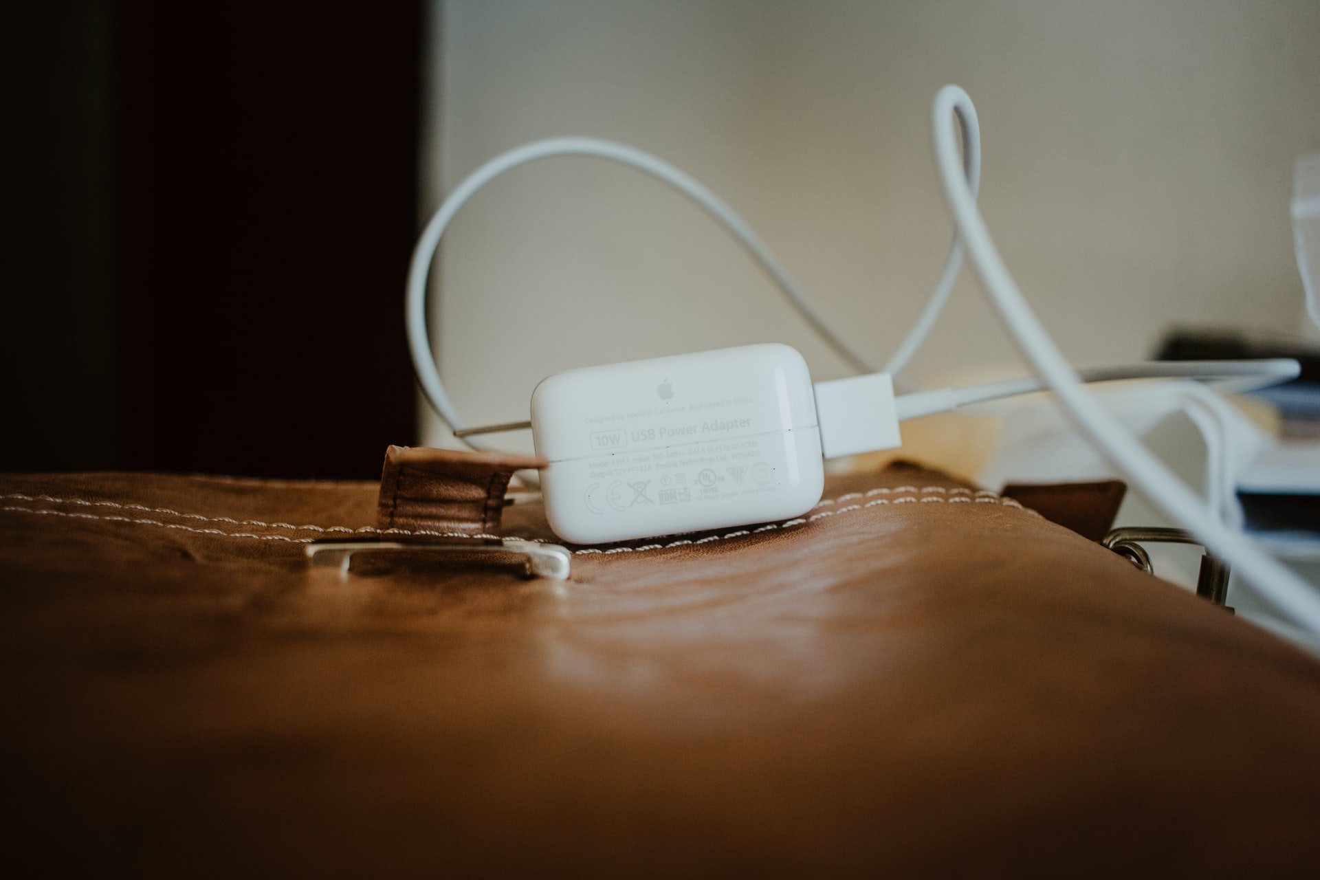 He bought a charger with a hidden camera. | Source: Unsplash