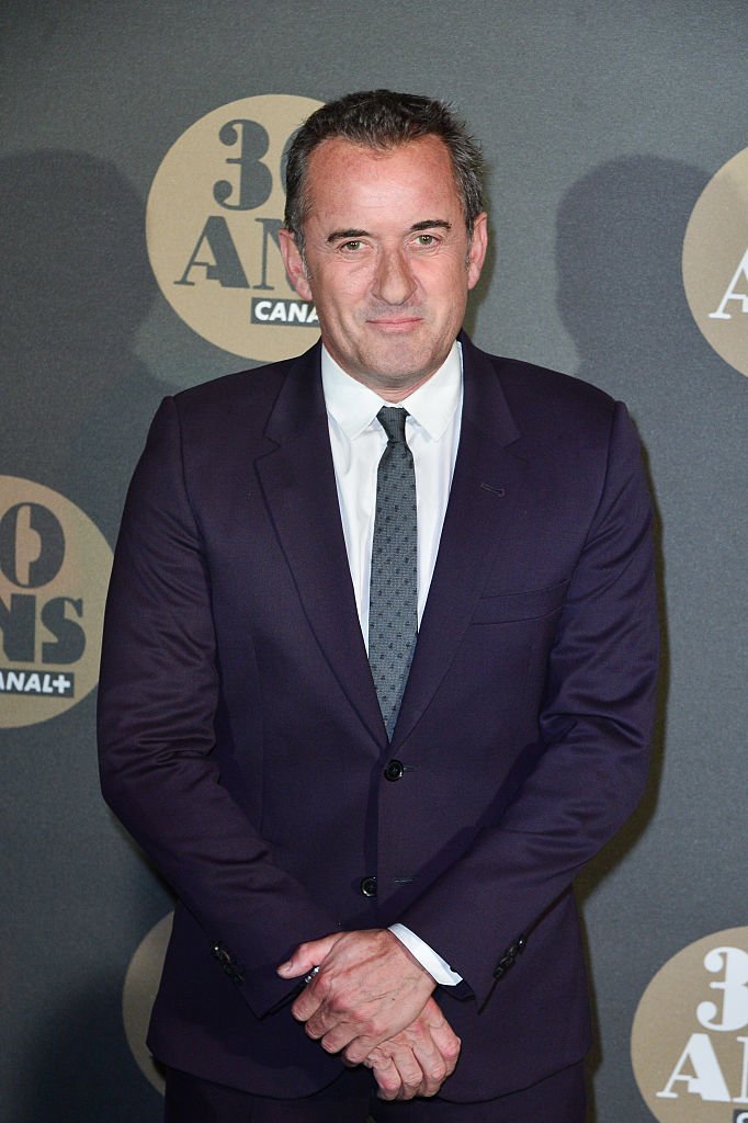 Christophe Dechavanne assiste au 30ème anniversaire de Canal +, au Palais de Tokyo, à Paris. | Photo : Getty Images