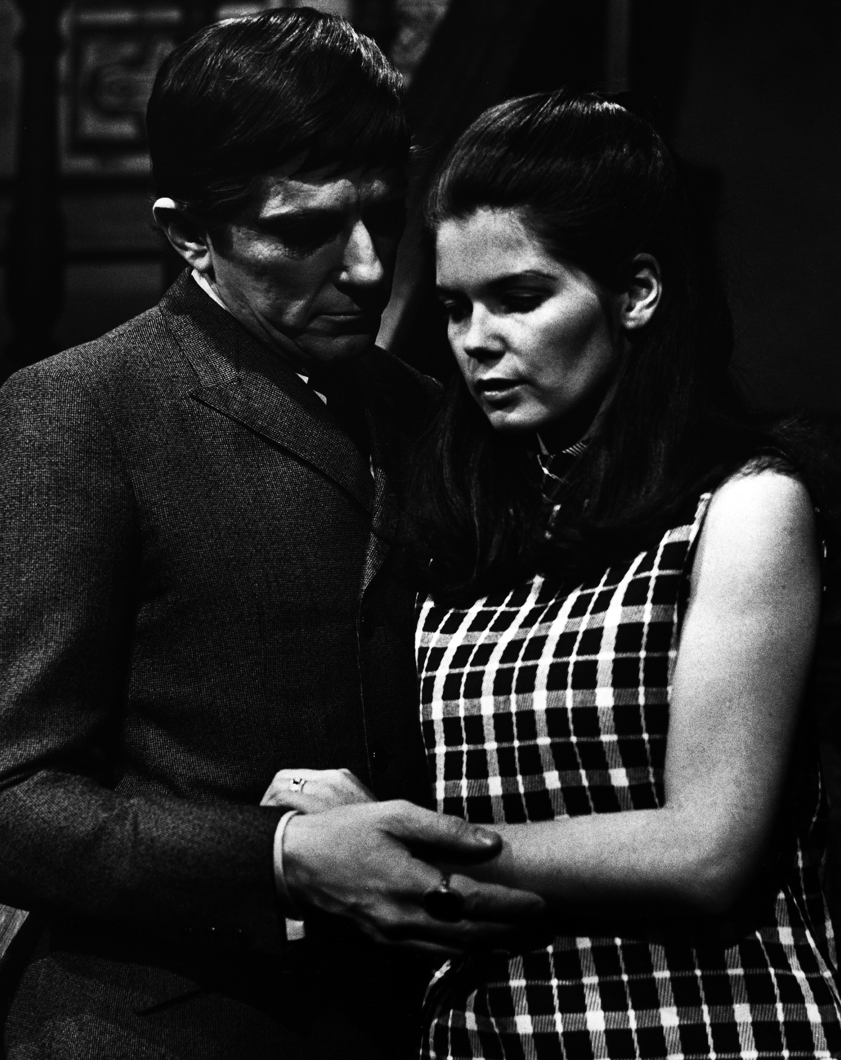 Jonathan Frid and Alexandra Isles in "Dark Shadows," May 5, 1969 | Source: Getty Images