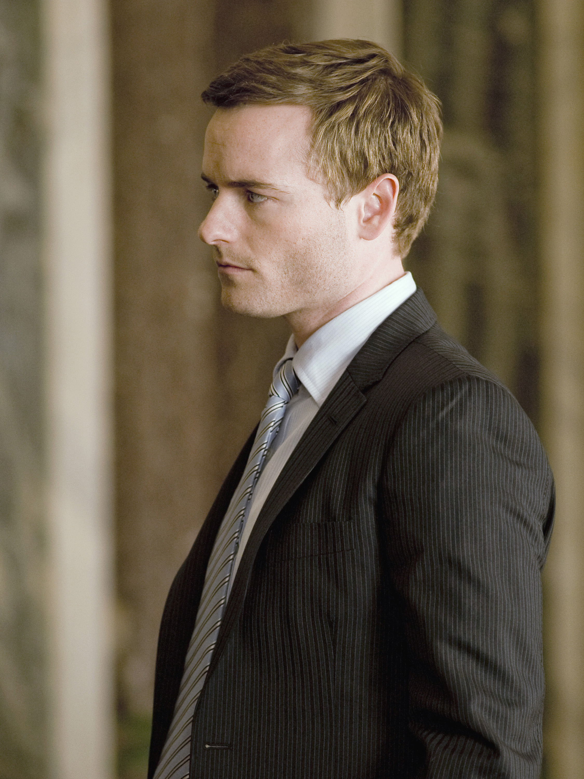 Chris Masterson as Josh Roland in "White Collar" in 2011 | Source: Getty Images