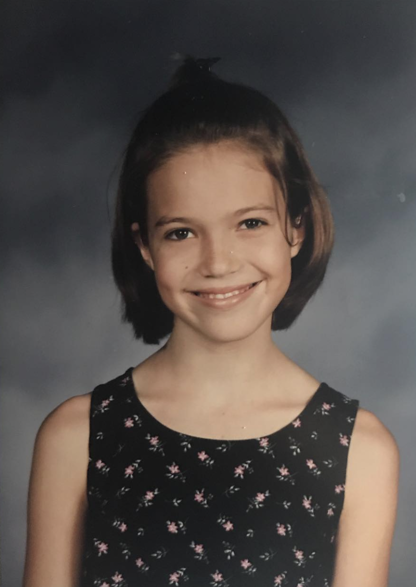 Mandy Moore's yearbook photo from a post dated August 24, 2017. | Source: Instagram/mandymooremm