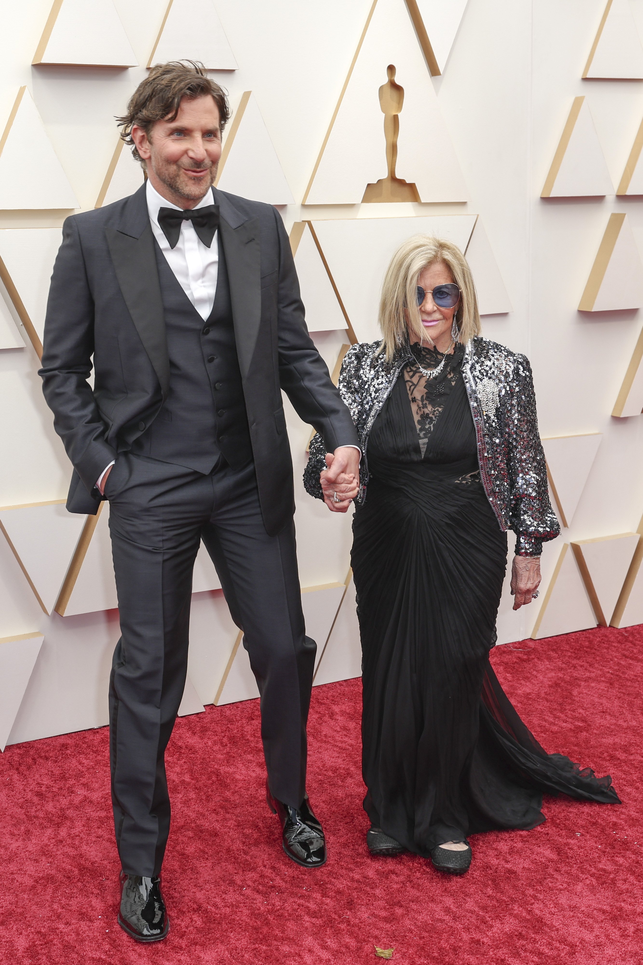  Bradley Cooper and his mother Gloria Campano arriving at the 94th Academy Awards at the Dolby Theatre at Ovation Hollywood on Sunday, March 27, 2022. | Source: Getty Images