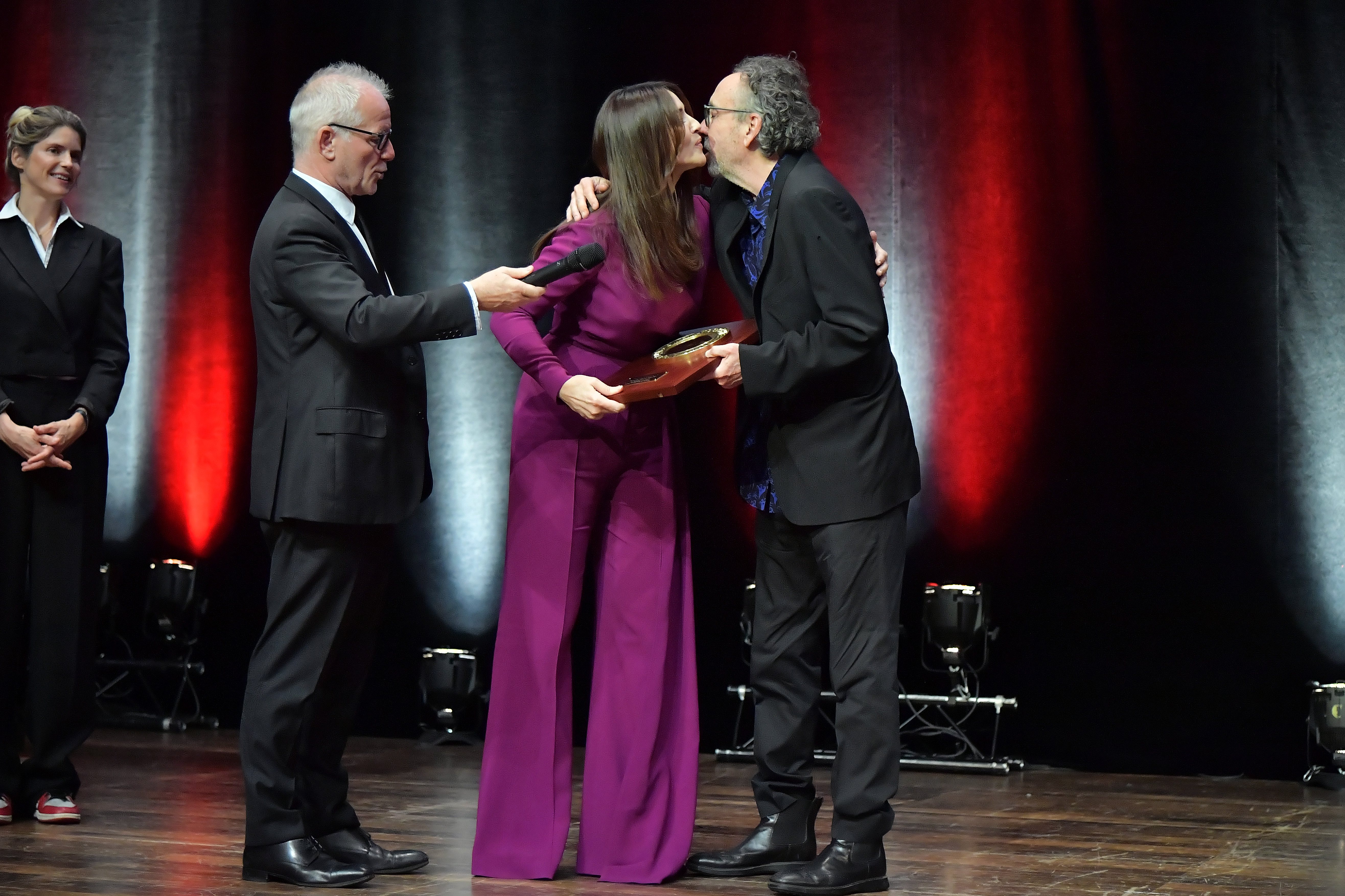 Monica Bellucci and Tim Burton during the Tim Burton Lumiere Award ceremony in Lyon, France on October 21, 2022 | Source: Getty Images