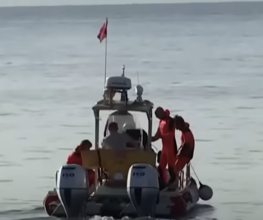 Rescue crews worked to find the missing people, dated August 21, 2024 | Source: YouTube/@ABCNews