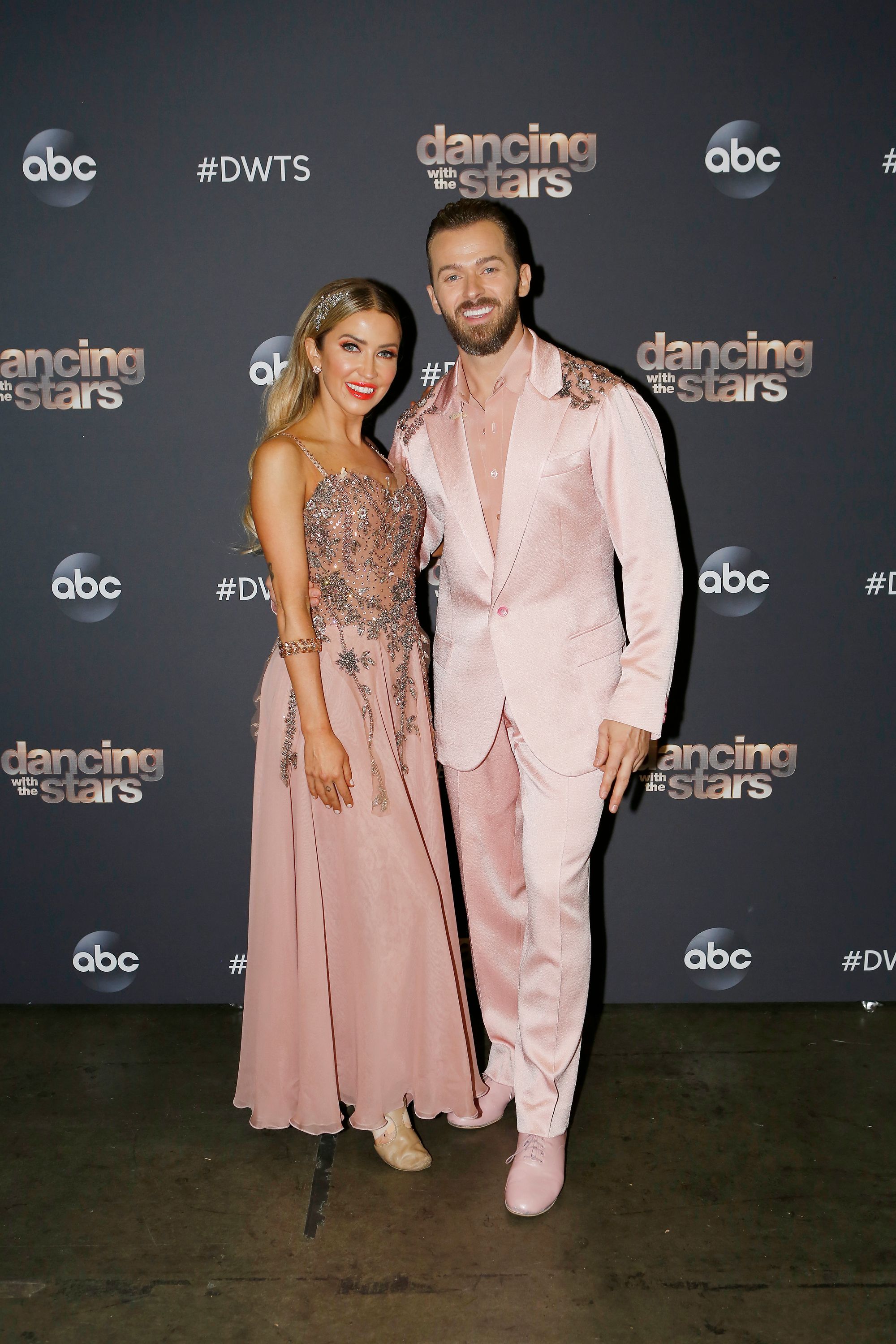 Kaitlyn Bristowe and Artem Chigvintsev on the first elimination round of "Dancing with the Stars" on September 22, 2020 | Photo: Kelsey McNeal/ABC/Getty Images