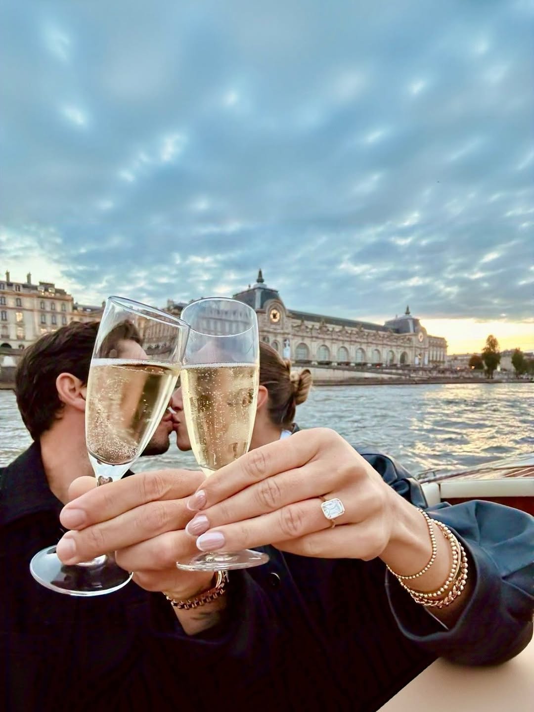A photo from Aurora Culpo's carousel, dated October 2, 2025. | Source: Instagram/auroraculpo