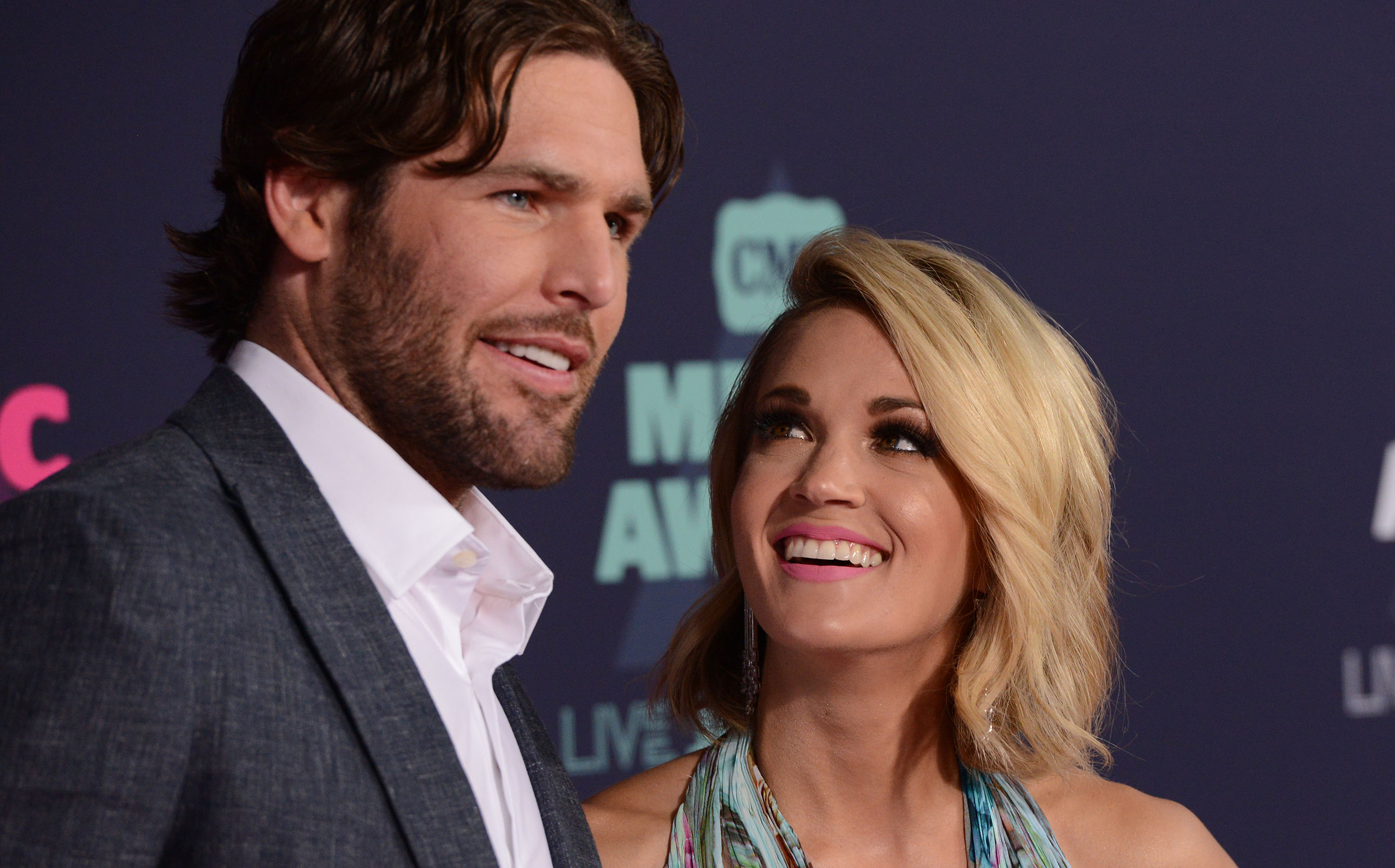 Mike Fisher and Carrie Underwood at the CMT Music Awards in Nashville, Tennessee on June 8, 2016 | Source: Getty Images