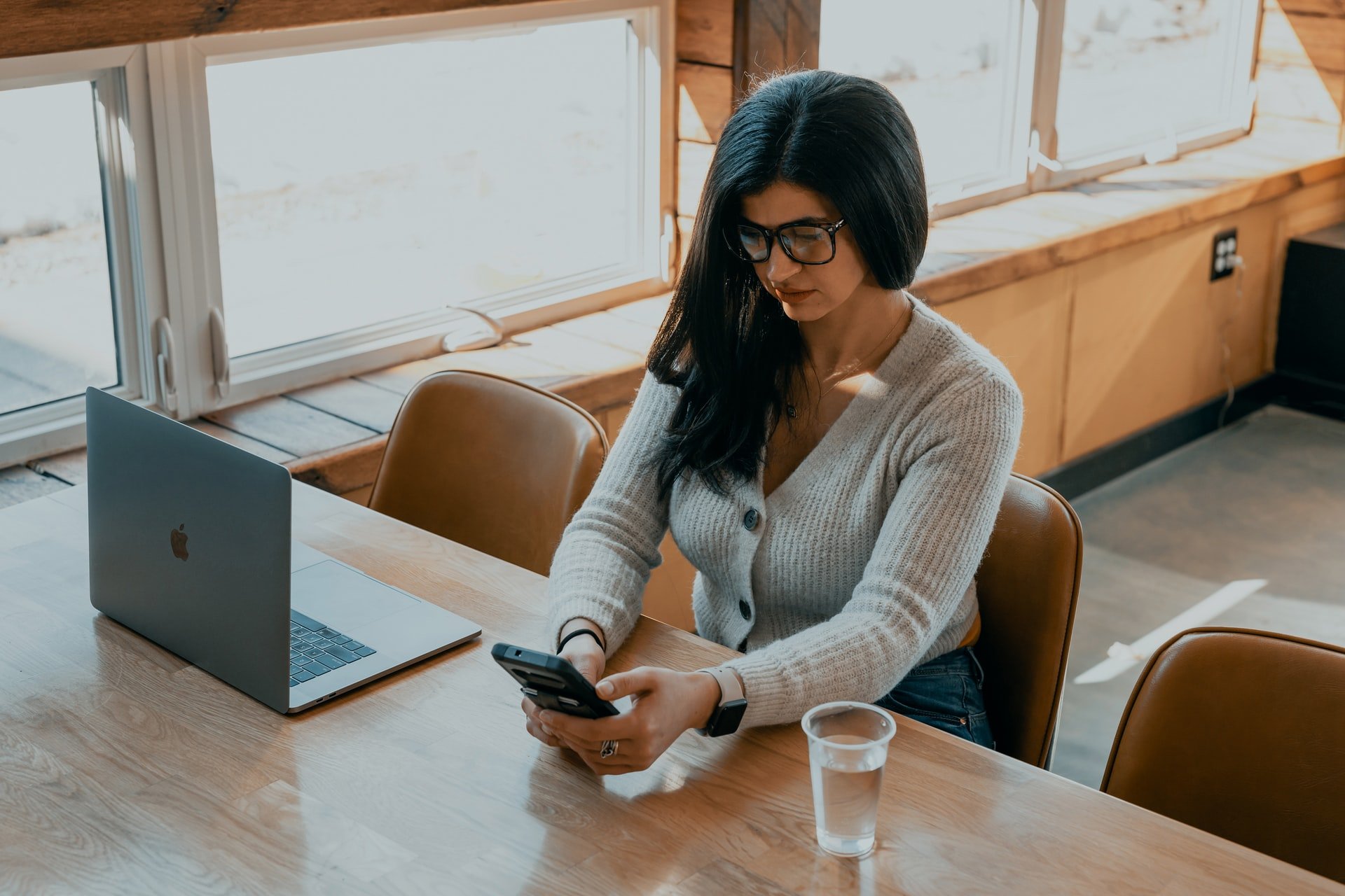 She opened the baby monitor app | Source: Unsplash