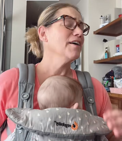 Grace Collins with her newborn son, dated September 16, 2024 | Source: TikTok/@southtexasmom